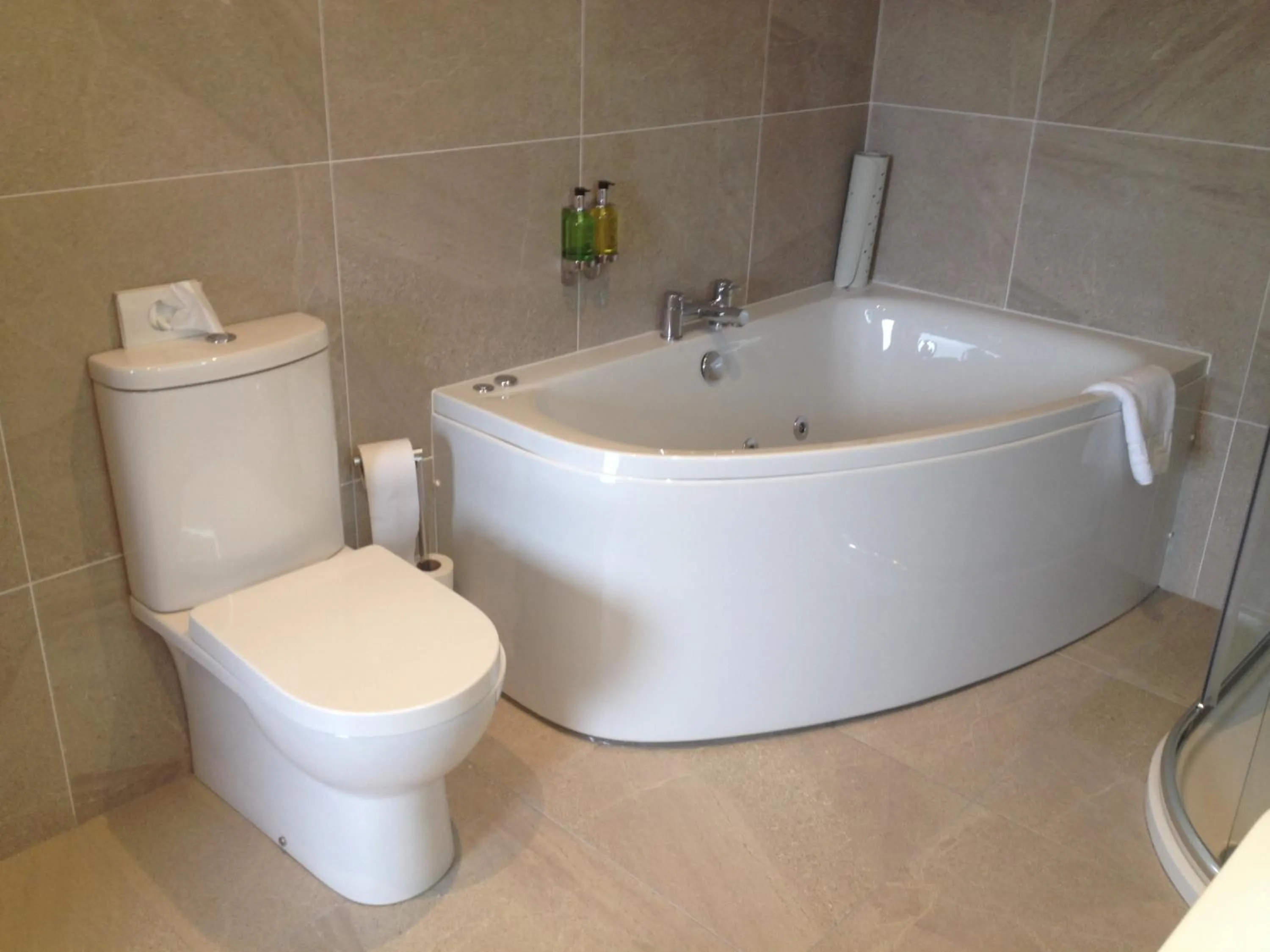 Bathroom in Royal Court Hotel