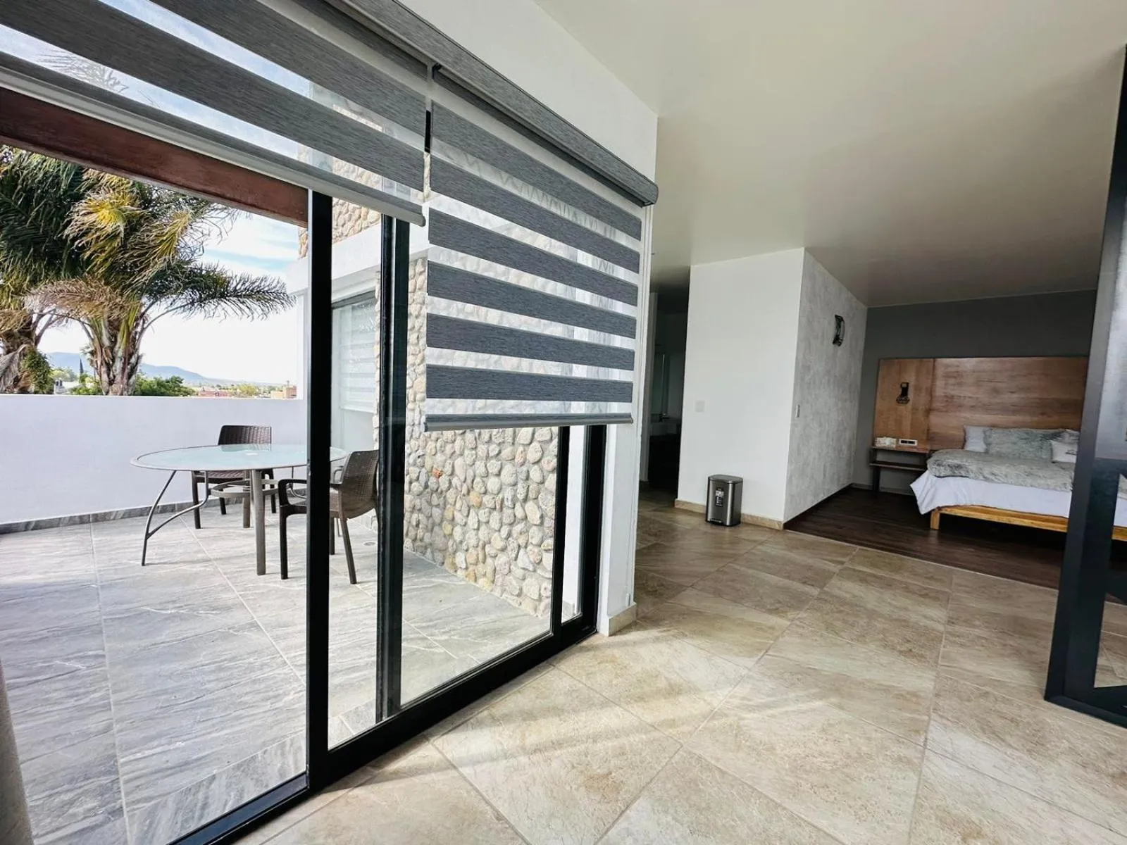 Balcony/Terrace, Bed in Hotel La Mansión