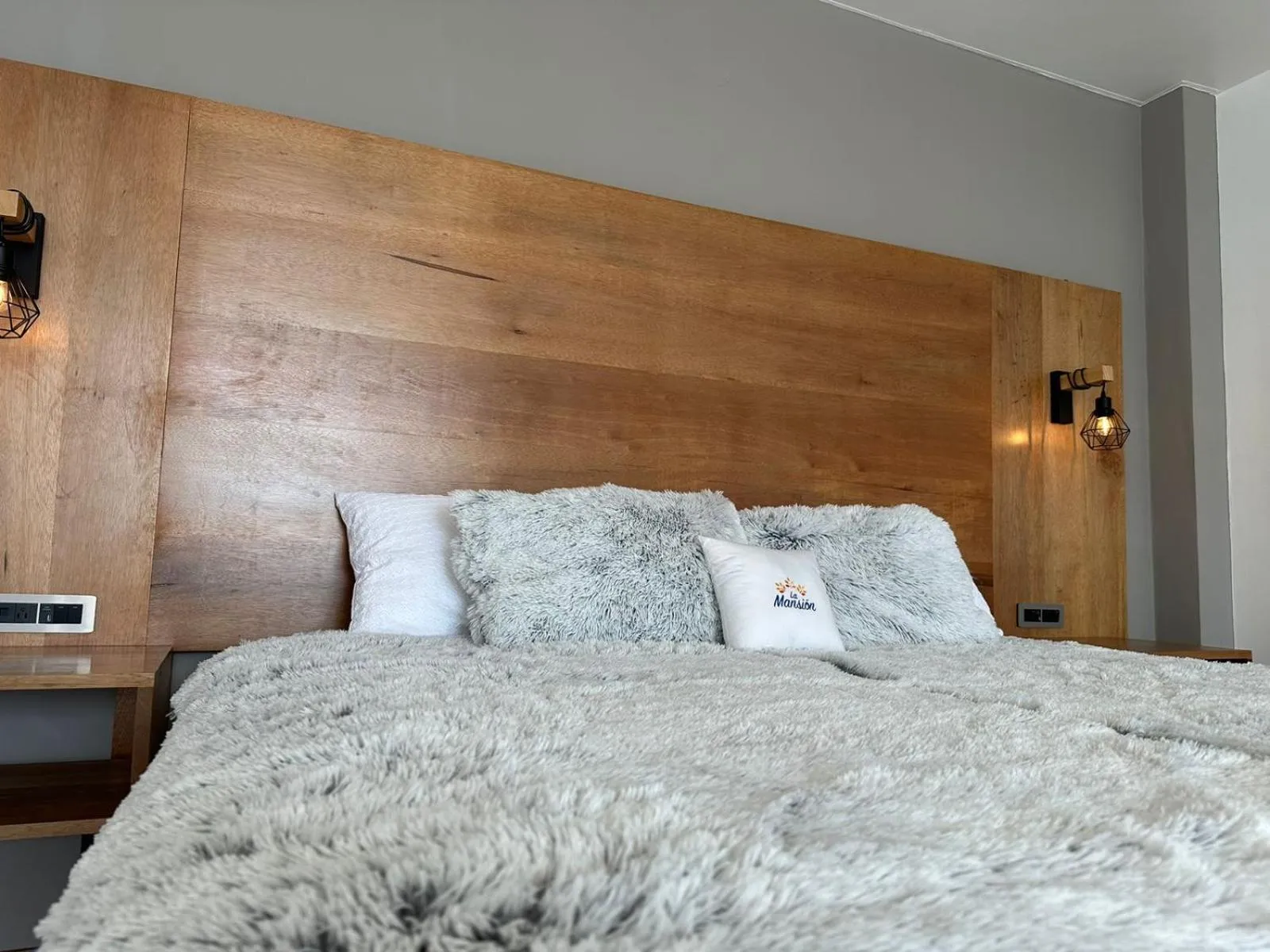 Bed in Hotel La Mansión