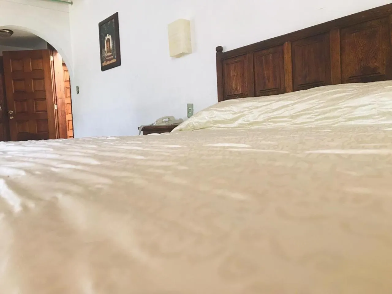 Bed in Hotel La Mansión