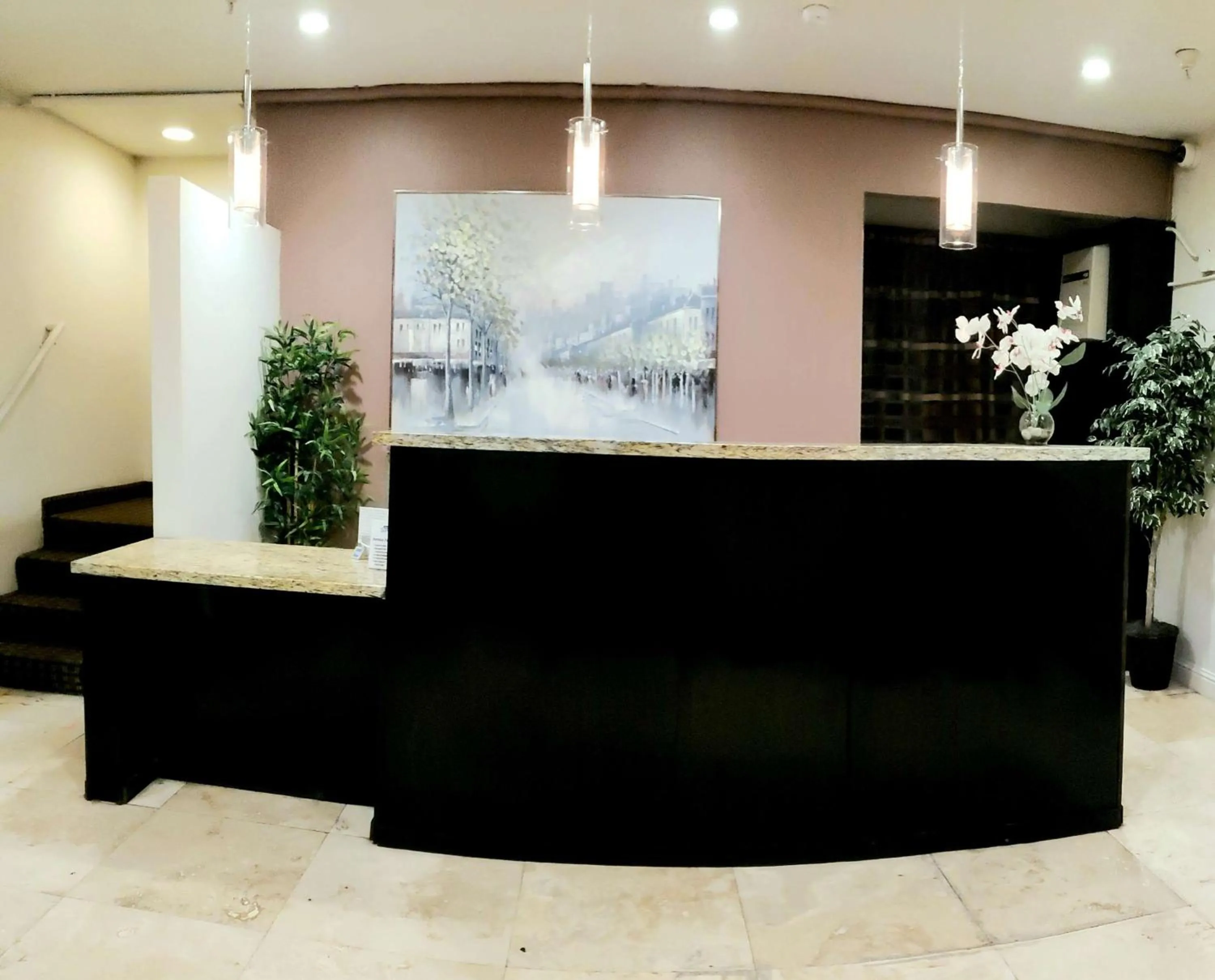 Lobby or reception in SureStay Hotel by Best Western Vallejo Napa Valley