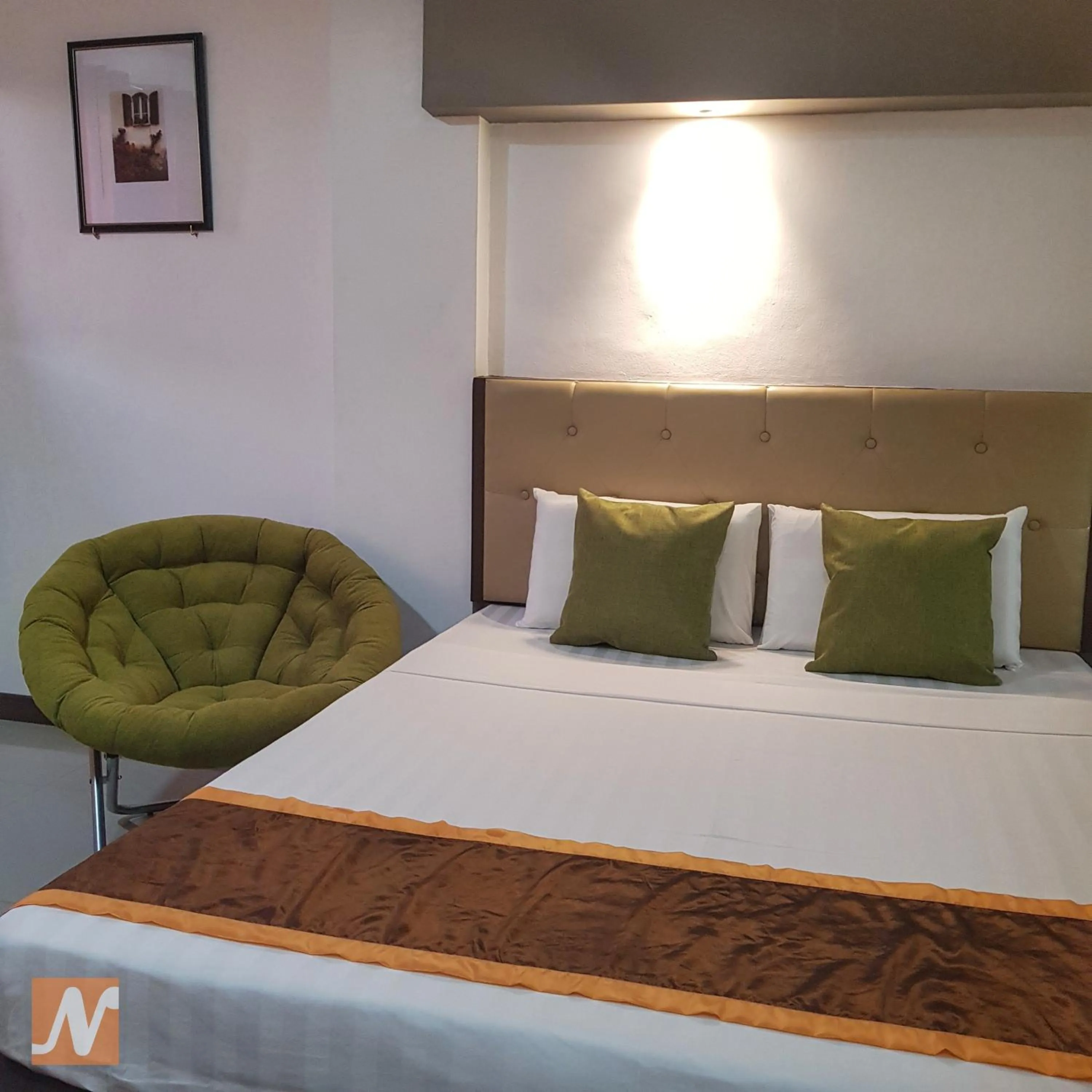 Bed in North Tourist Inn