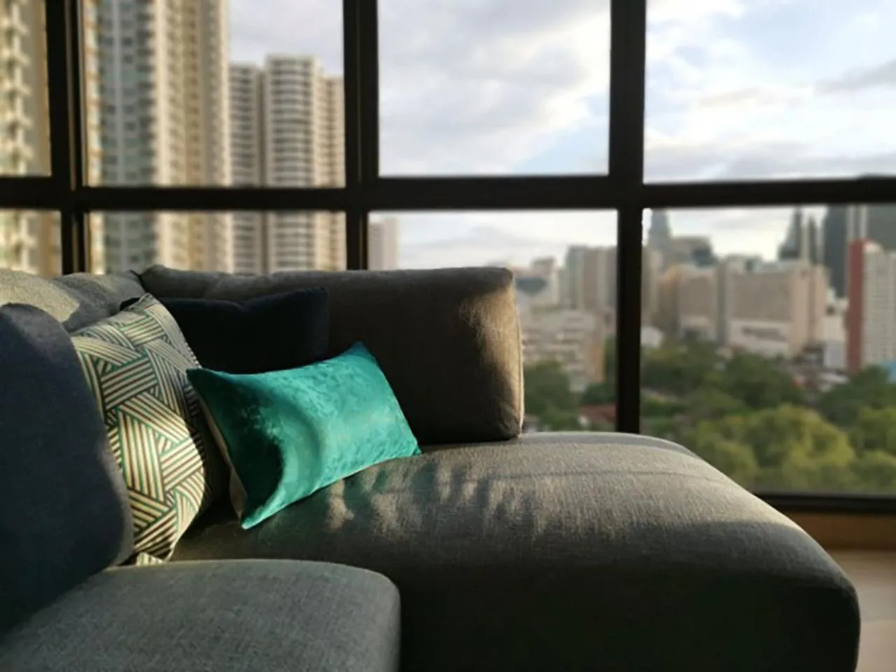 Lumpini Suite Phetchaburi-Makkasan