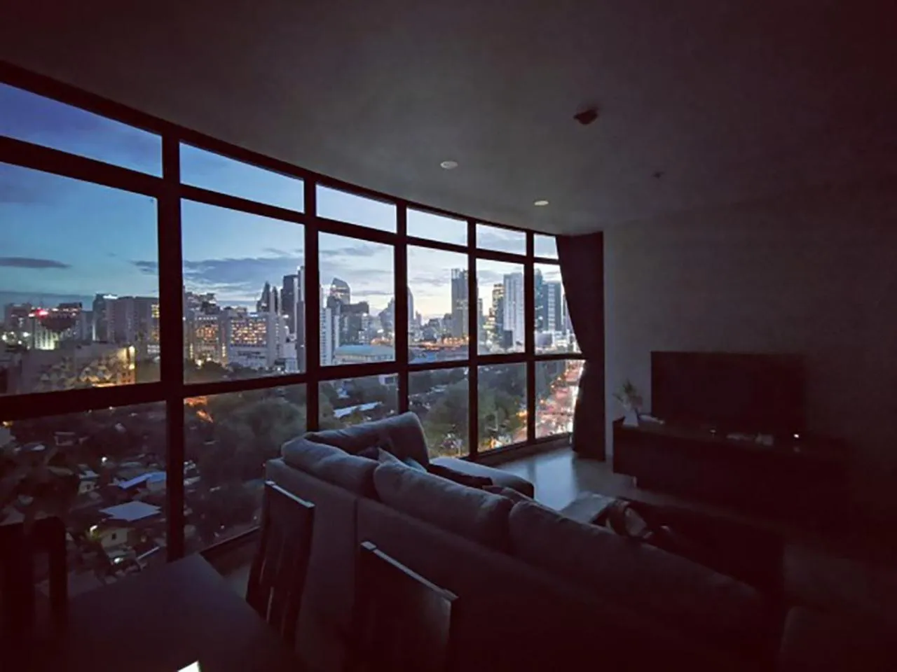 Lumpini Suite Phetchaburi-Makkasan