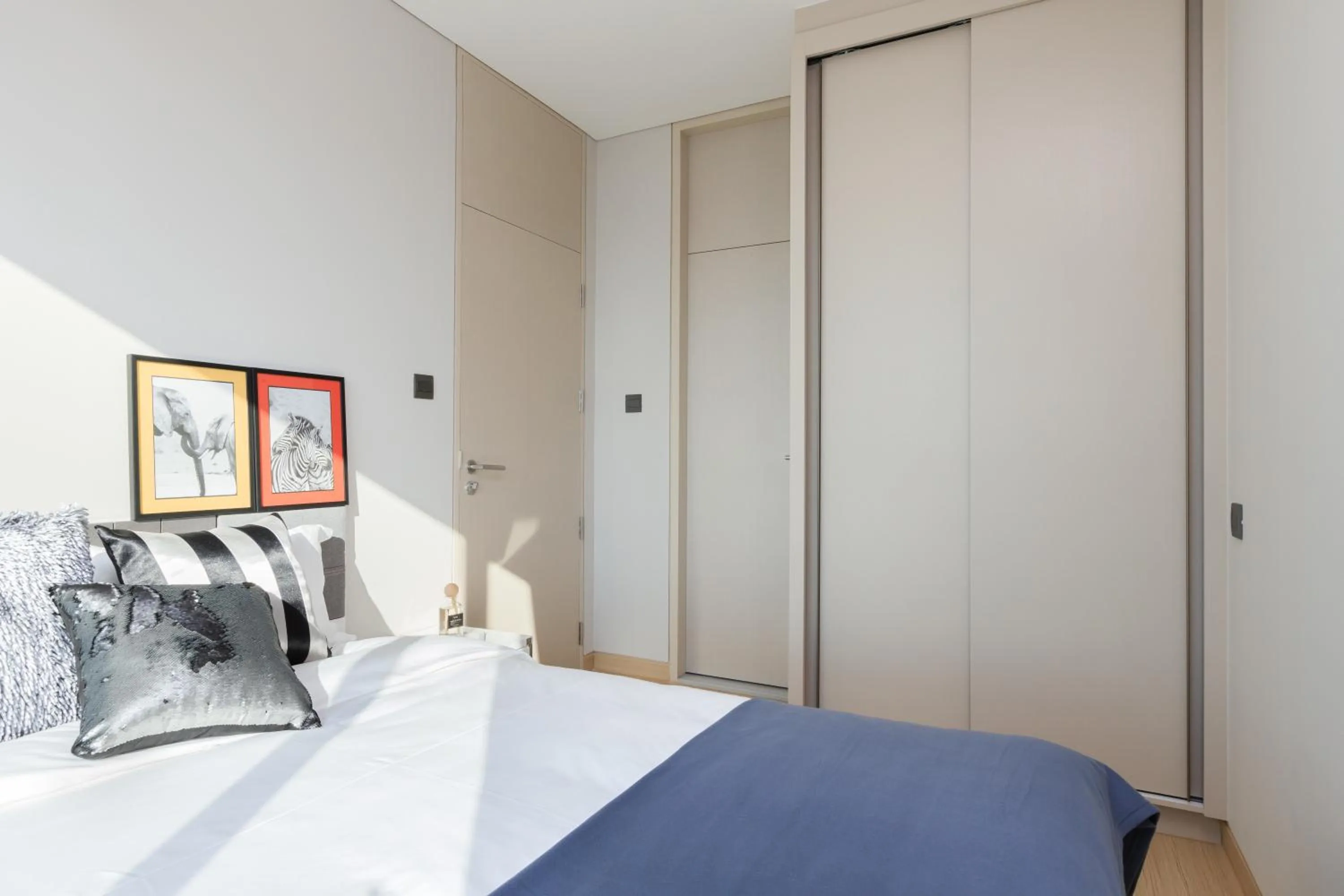 Bed in Lumpini Suite Phetchaburi-Makkasan