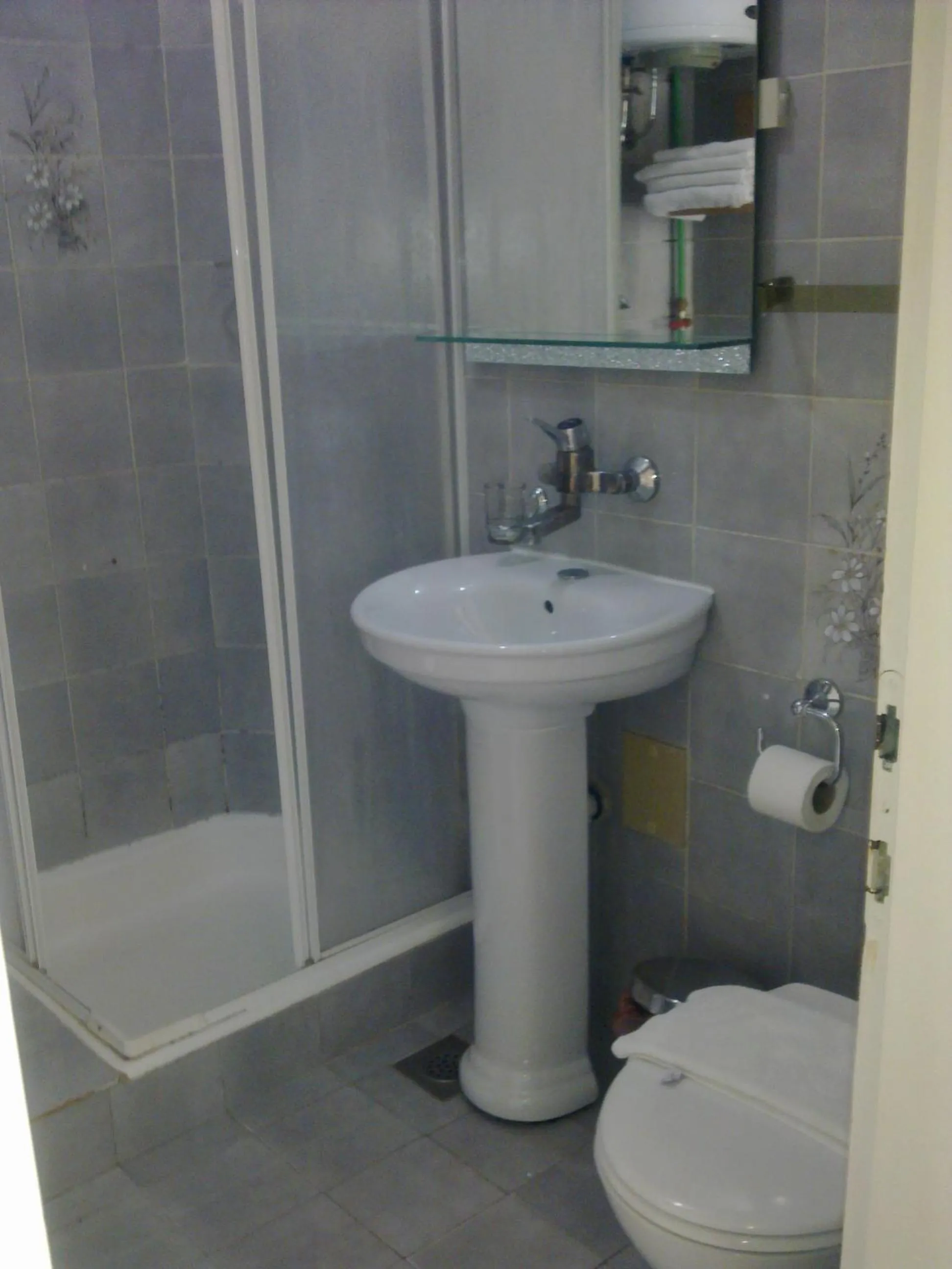 Bathroom in Apartments Maslina