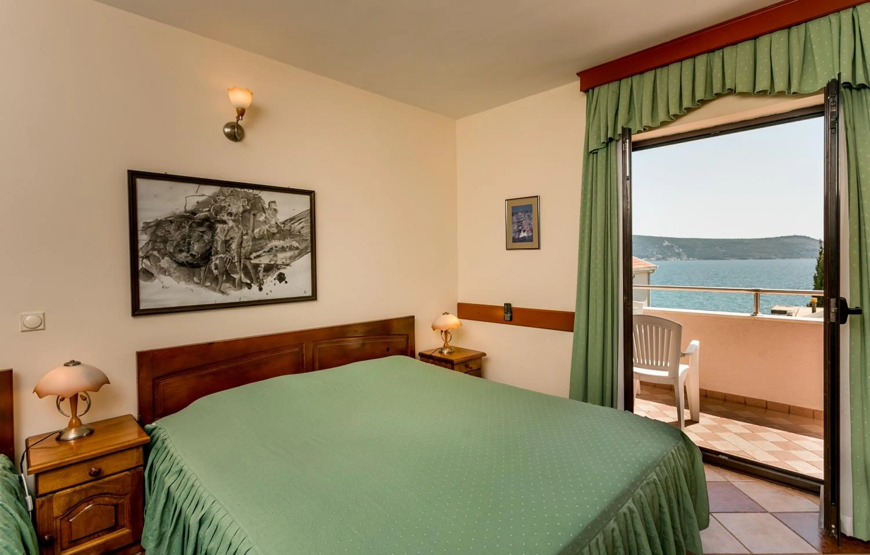 Bed in Apartments Maslina