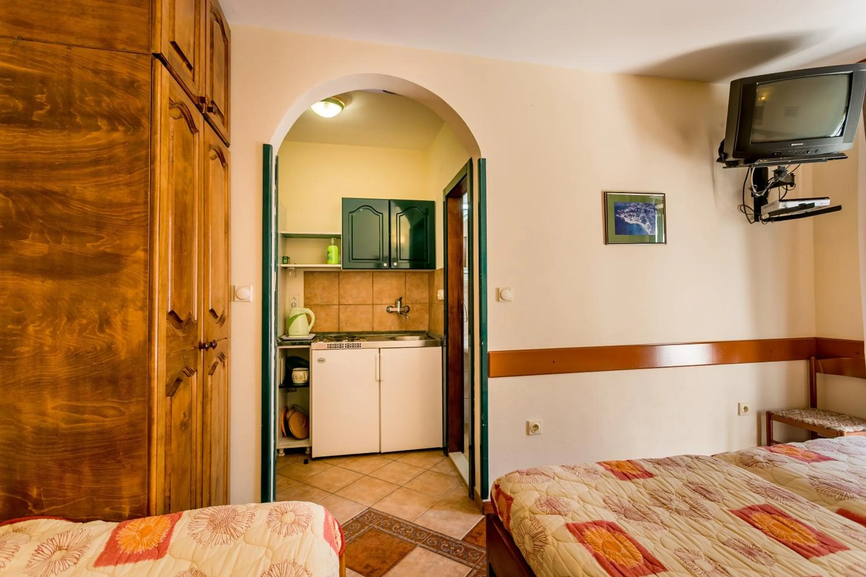 Bed in Apartments Maslina
