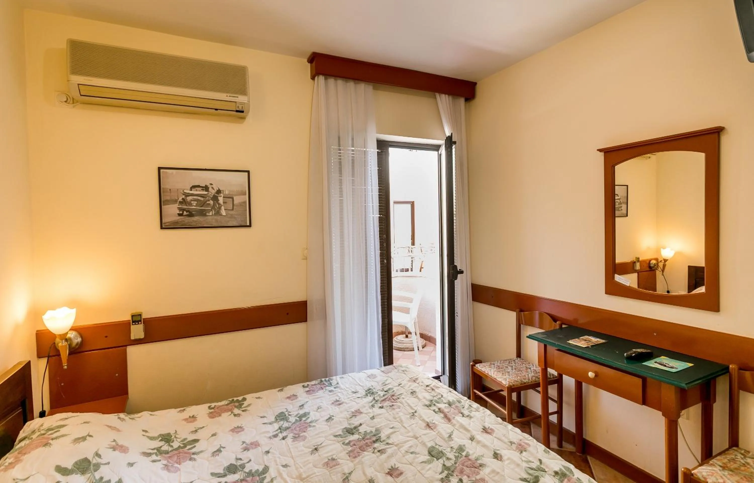 Bed in Apartments Maslina