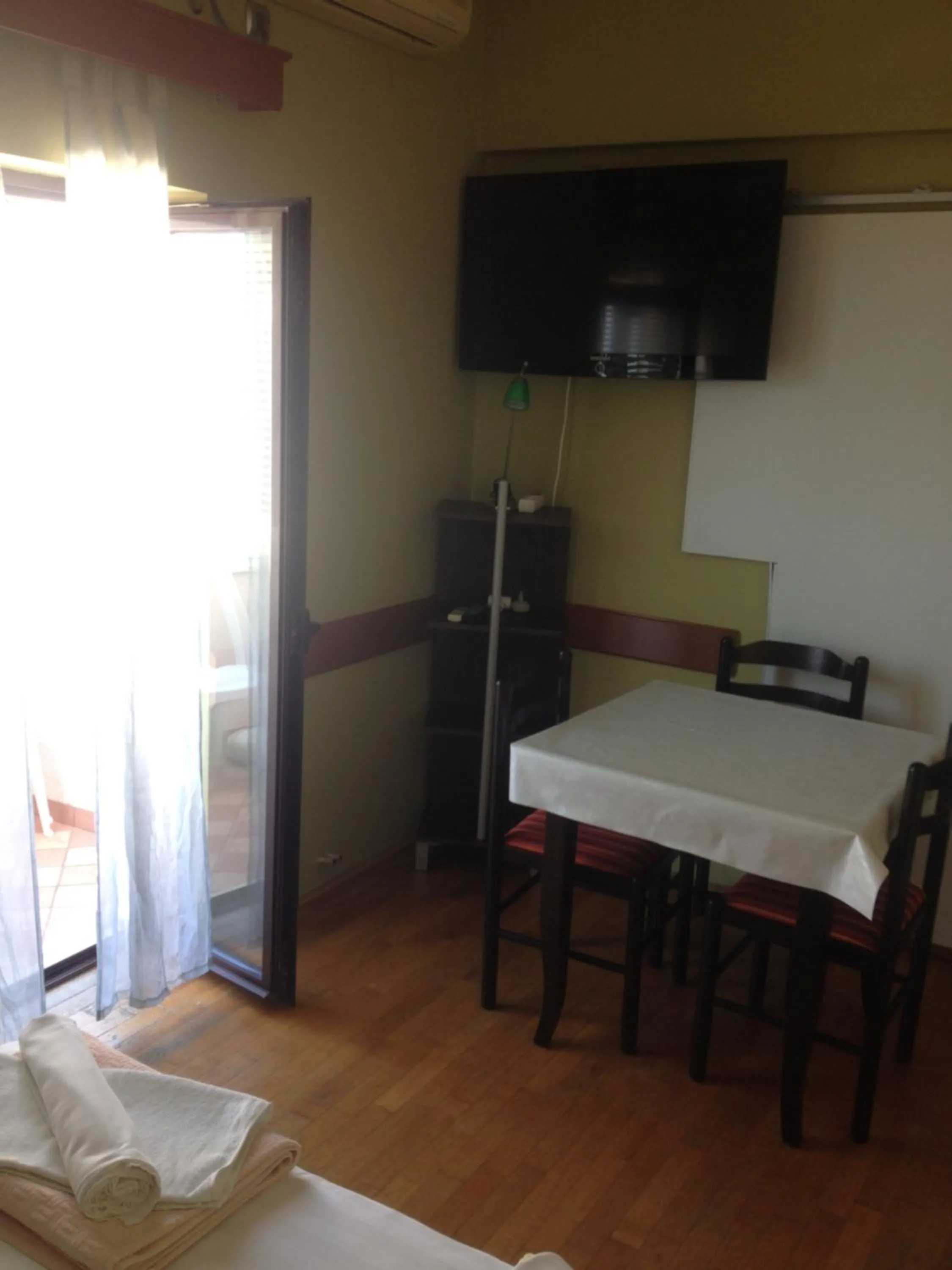 Bed in Apartments Maslina