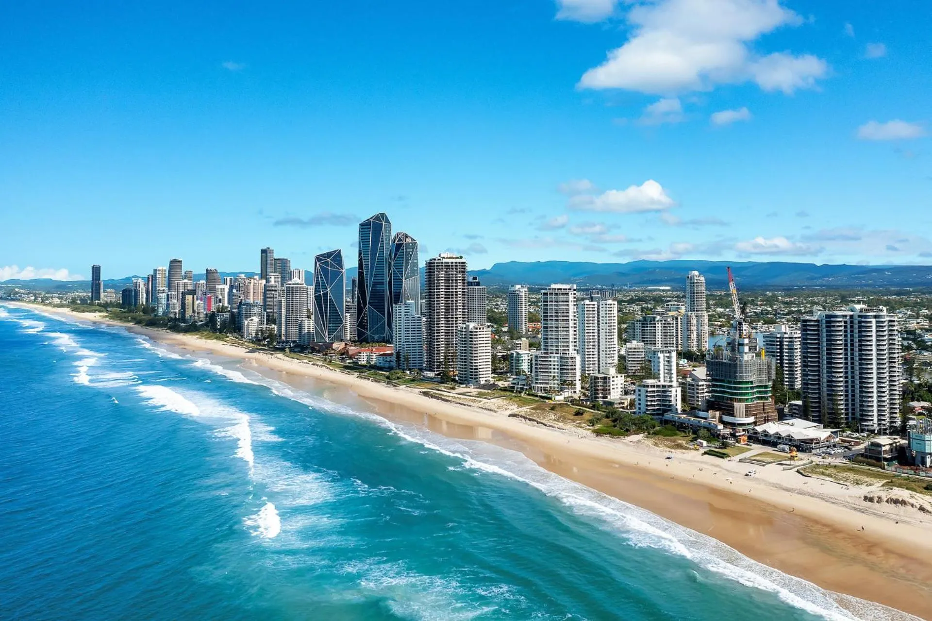 Artique Surfers Paradise - Official