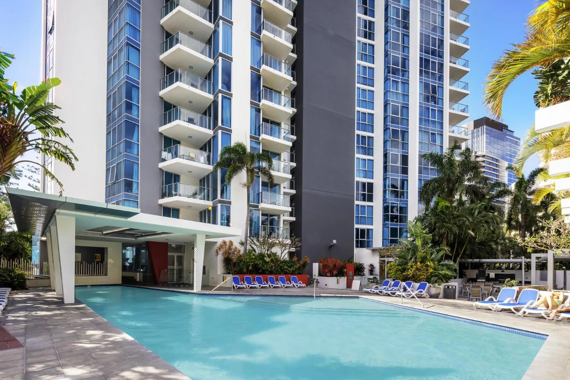 Artique Surfers Paradise - Official