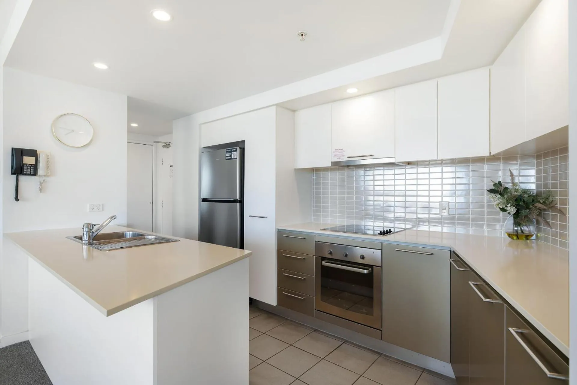 Artique Surfers Paradise - Official