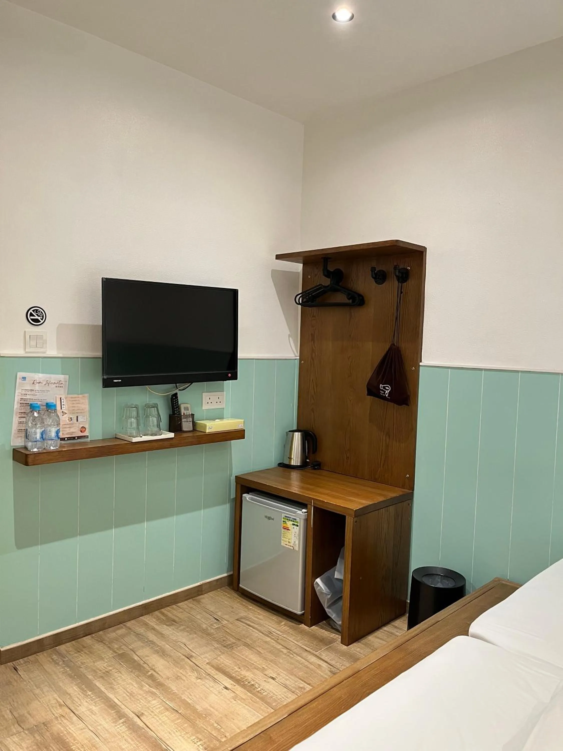 TV and multimedia in Lychee Sunset Hotel Cheung Chau