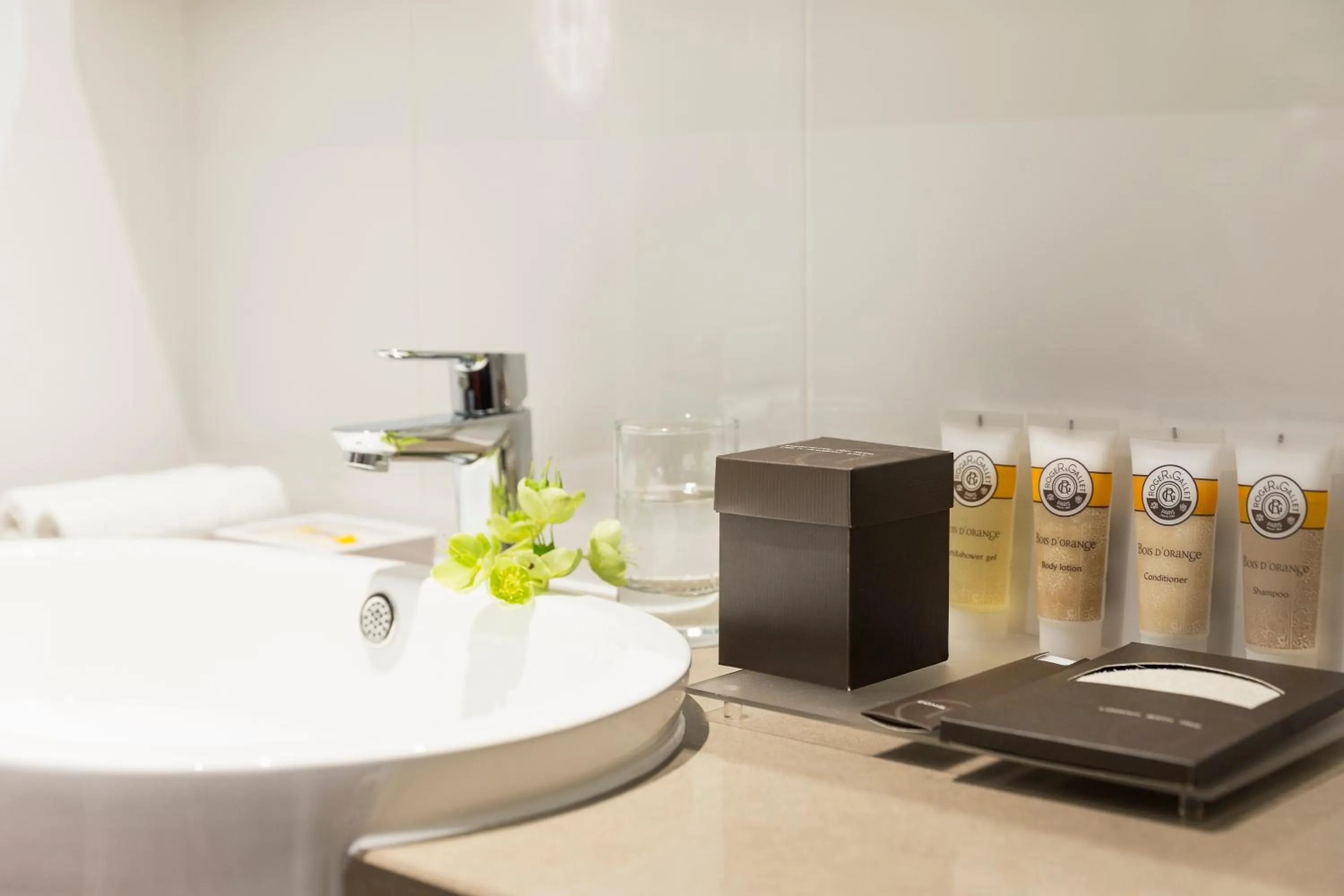 Bathroom in Pullman Melbourne Albert Park