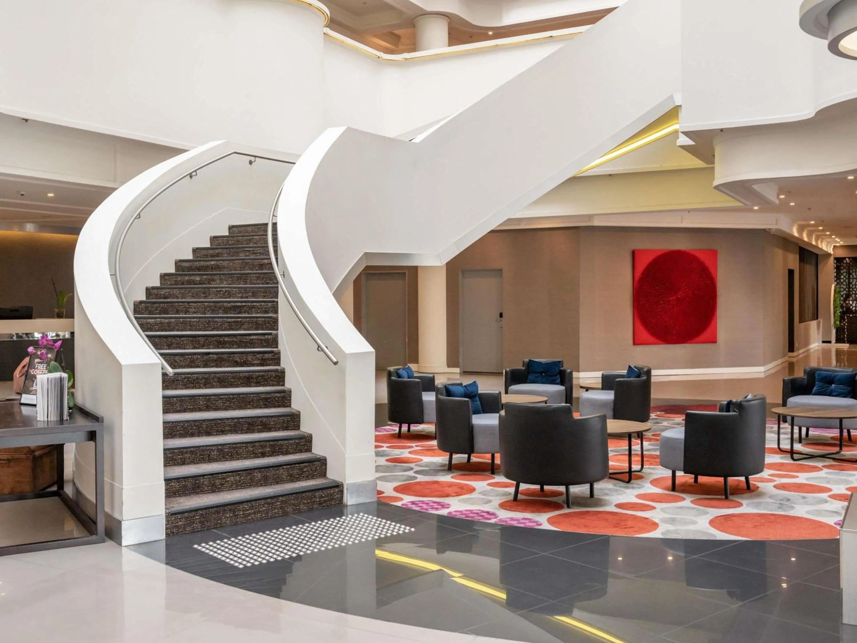 Property building in Pullman Melbourne Albert Park