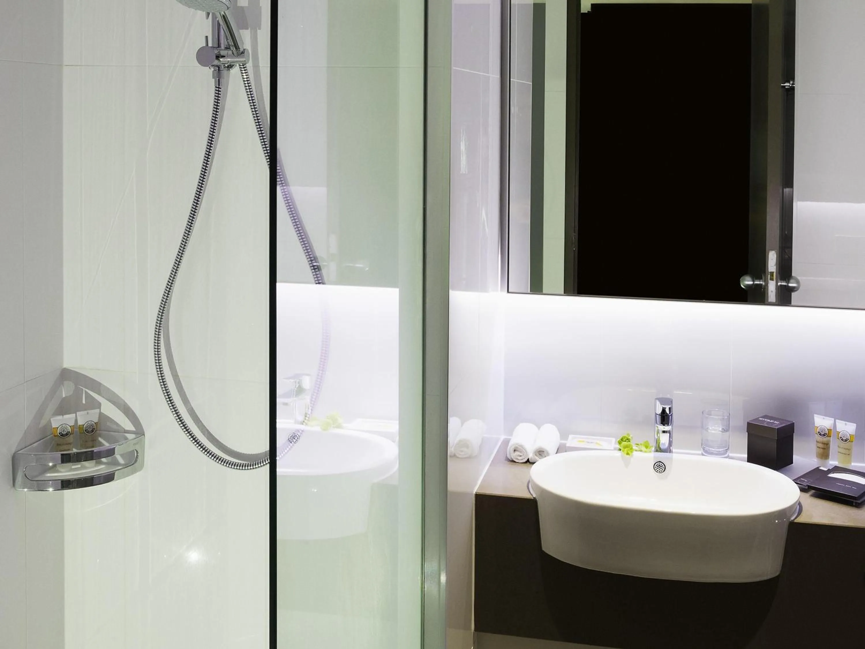 Bedroom in Pullman Melbourne Albert Park