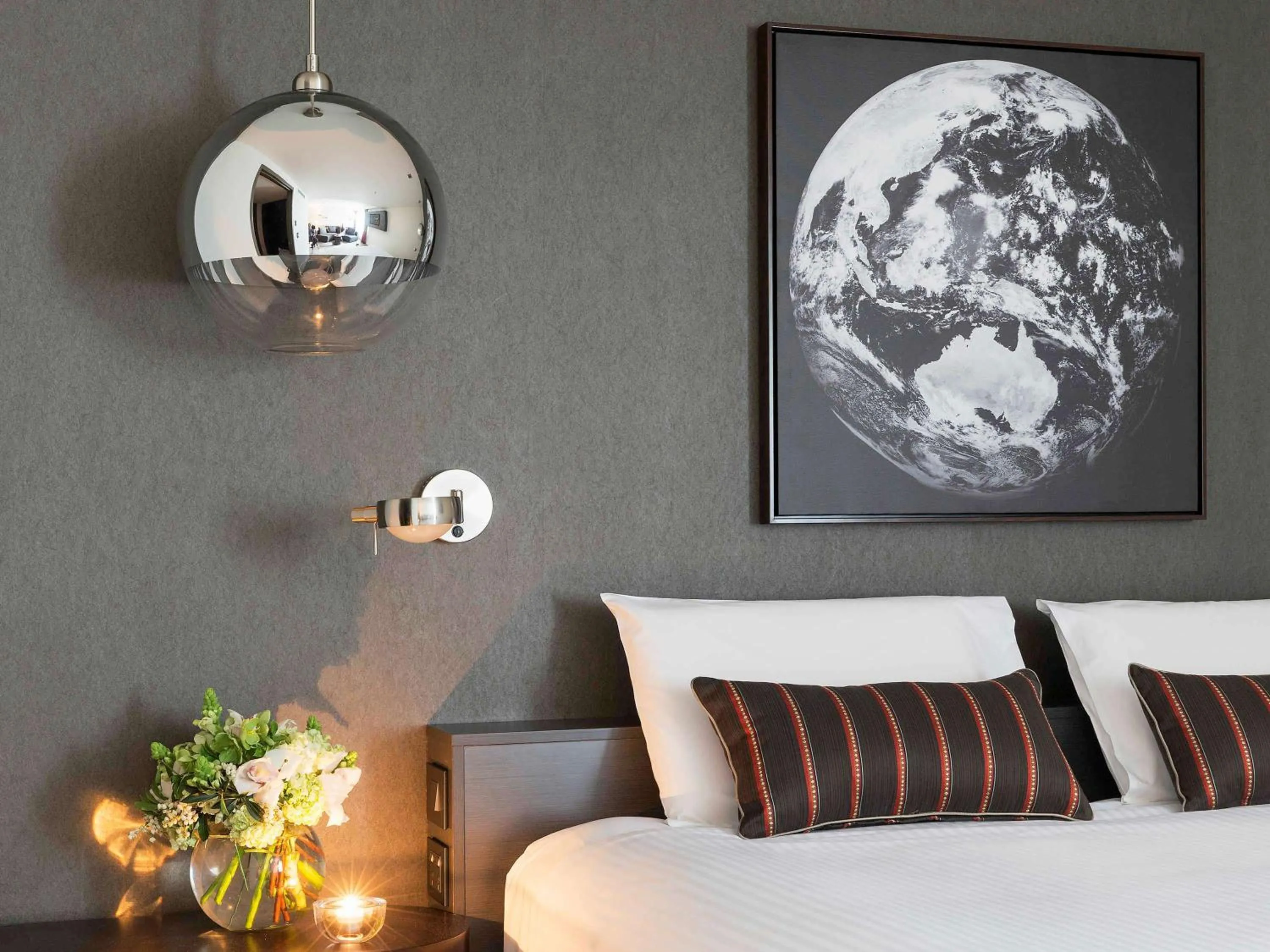 Deluxe King Room in Pullman Melbourne Albert Park