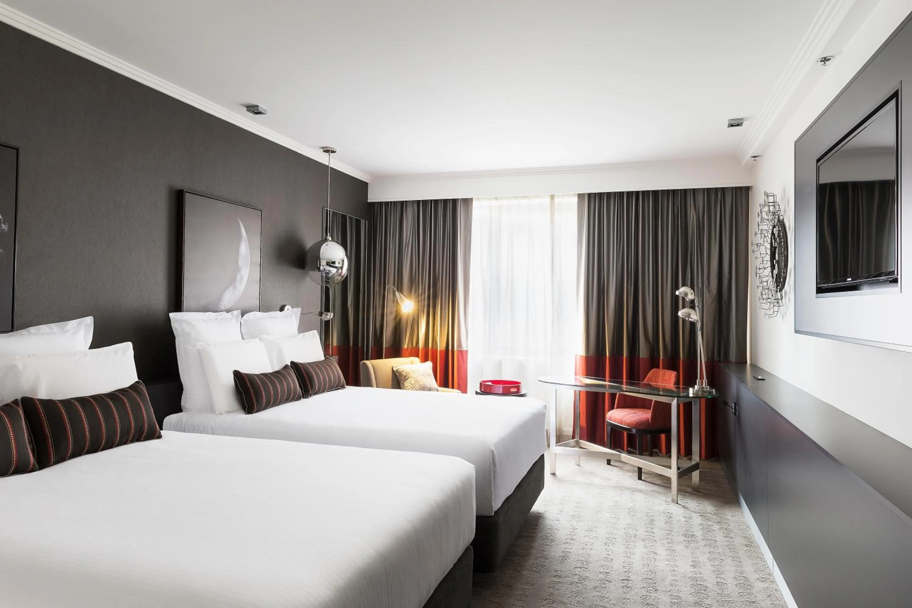 Bed in Pullman Melbourne Albert Park