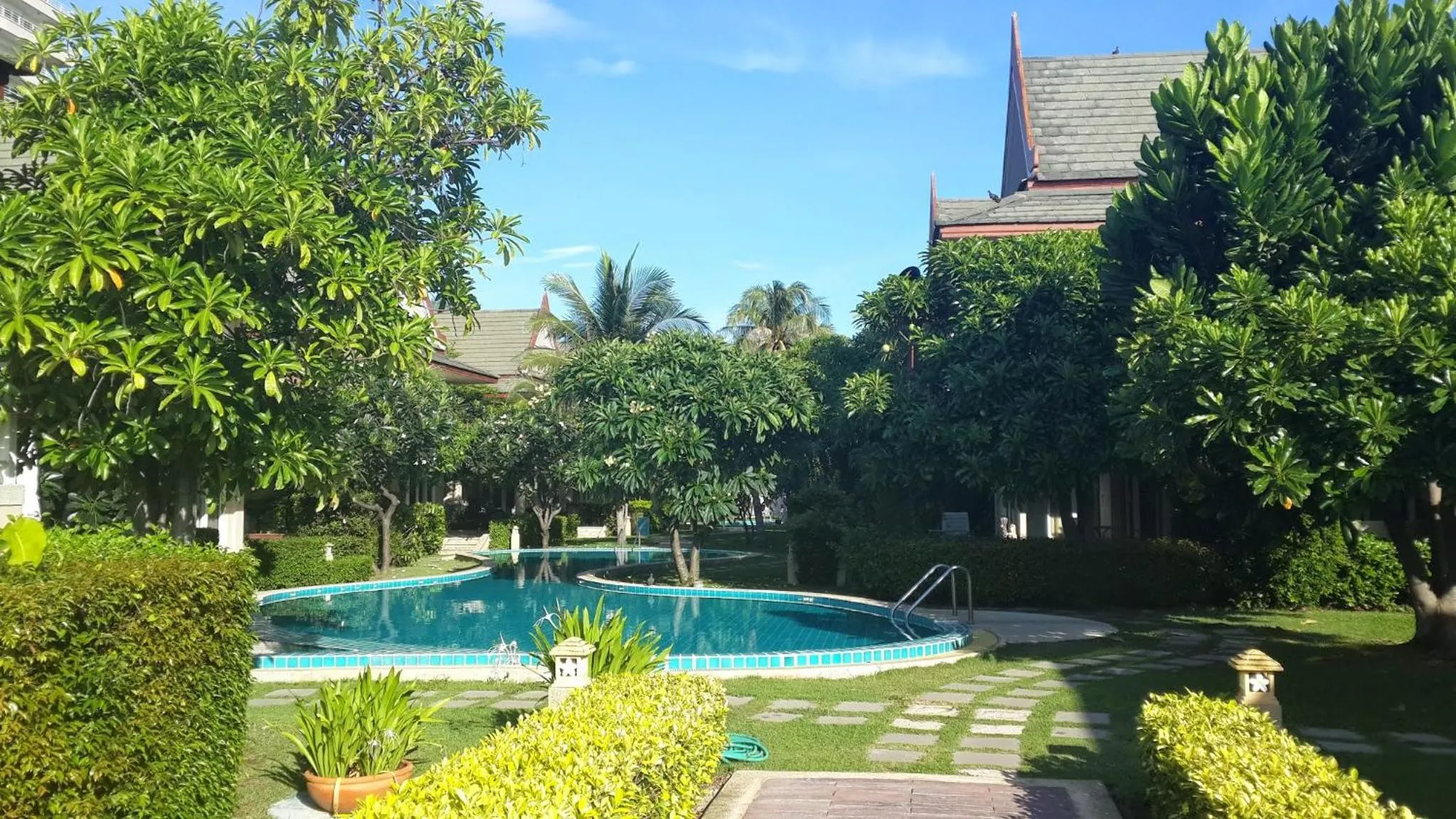 Baan Talay Samran 4 Bedrooms Villa with Beach and 3 pools
