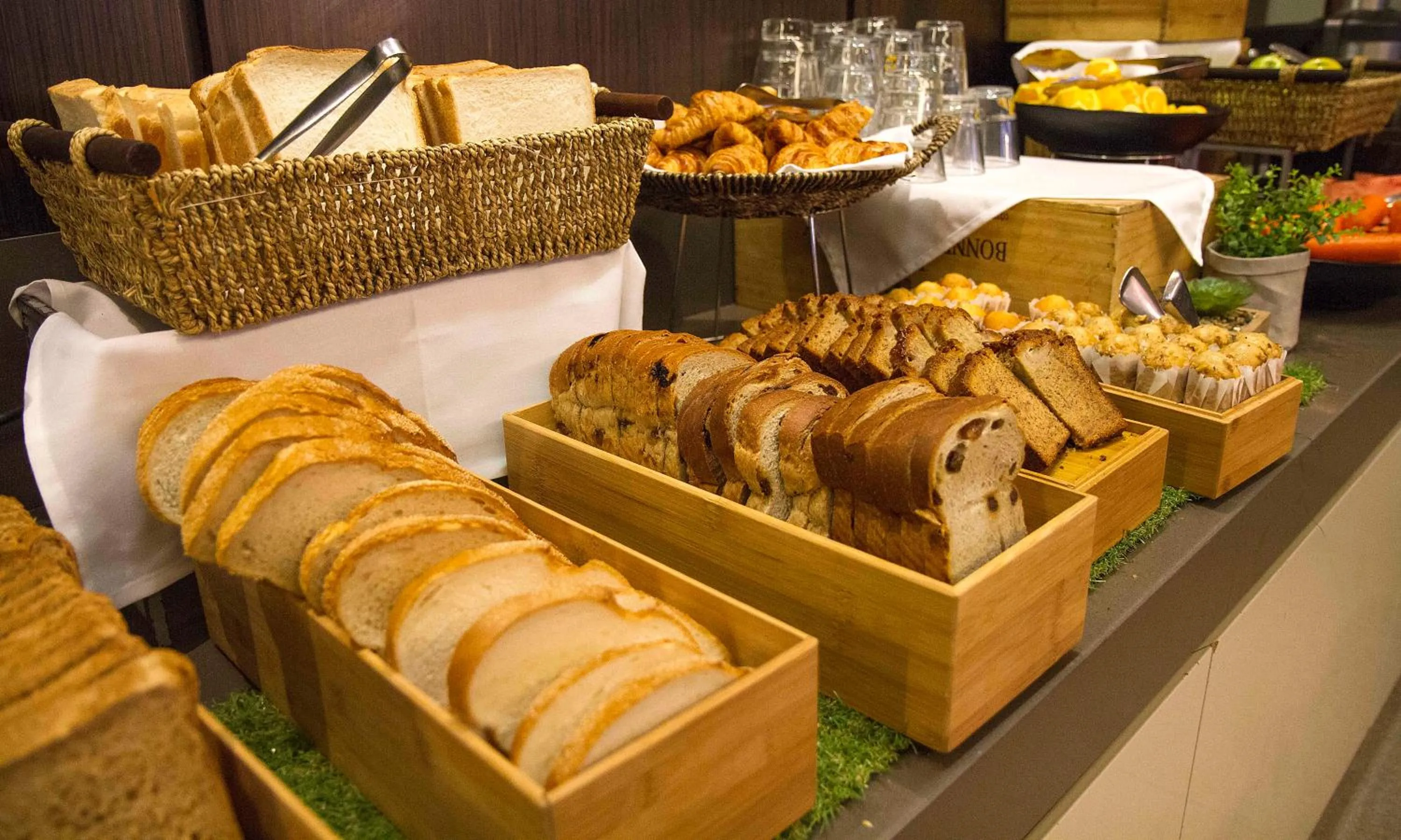 Buffet breakfast in Novotel Sydney Parramatta