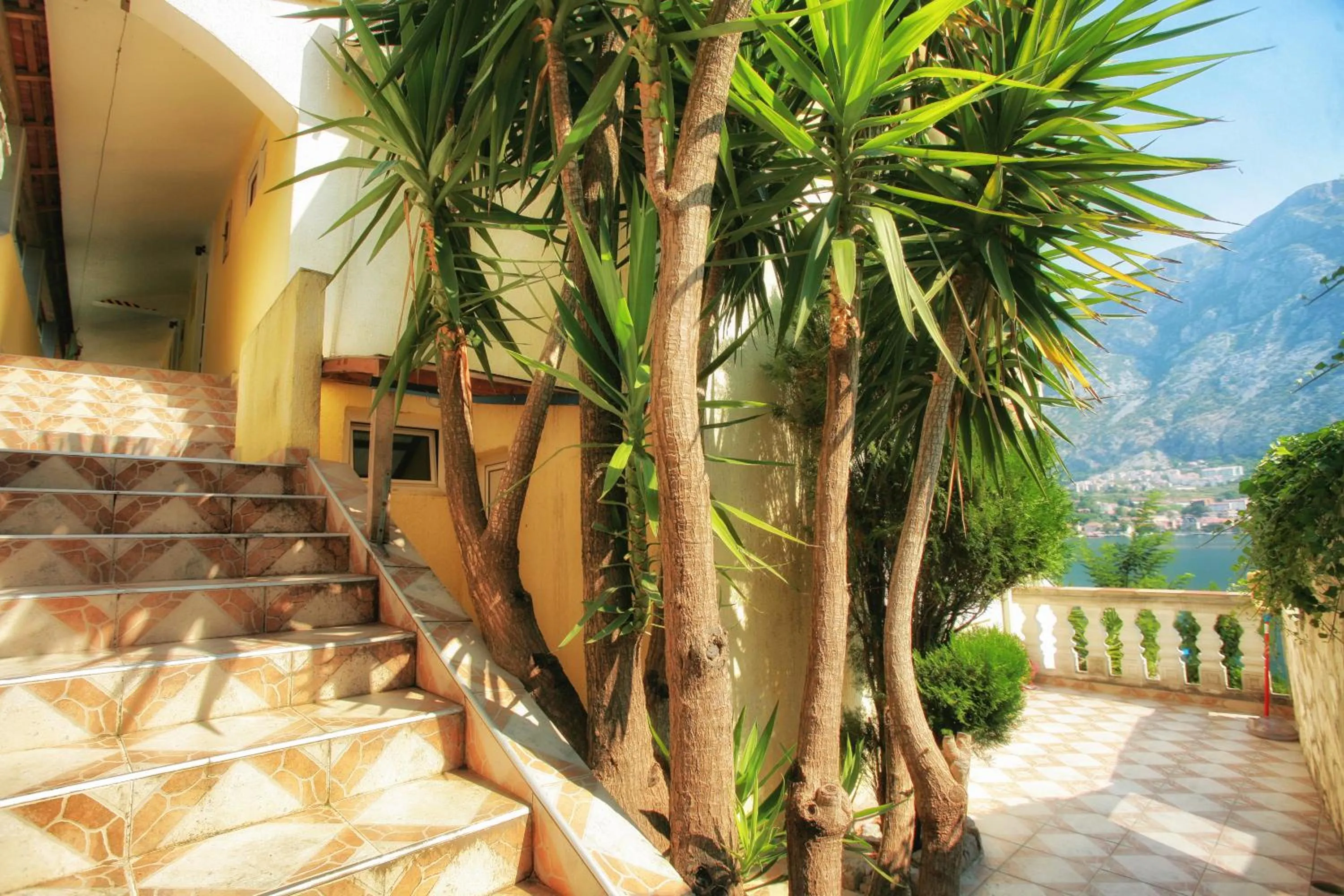 Neighbourhood in Apartments Bella Vista