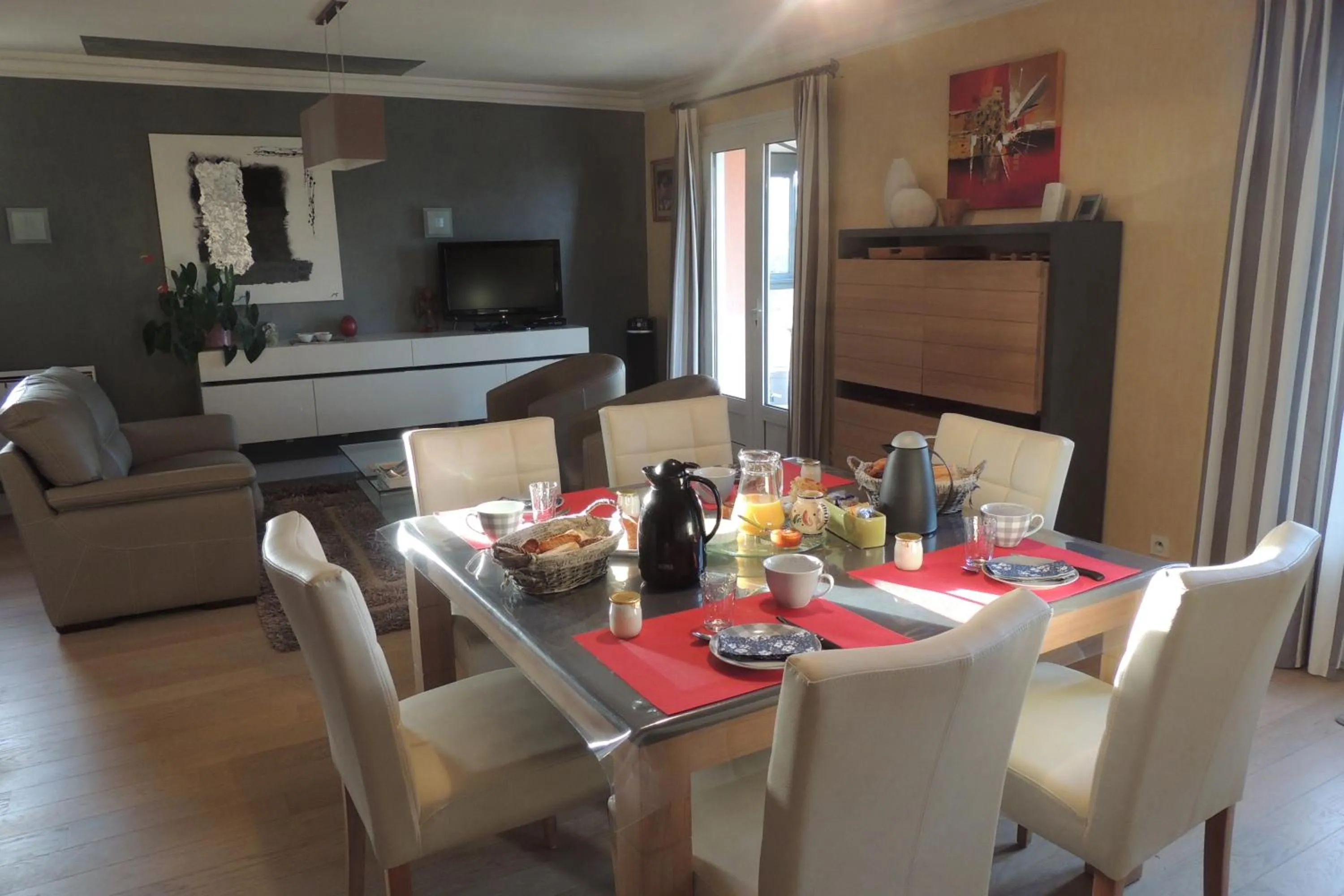 Breakfast in Les Terrasses du Ris
