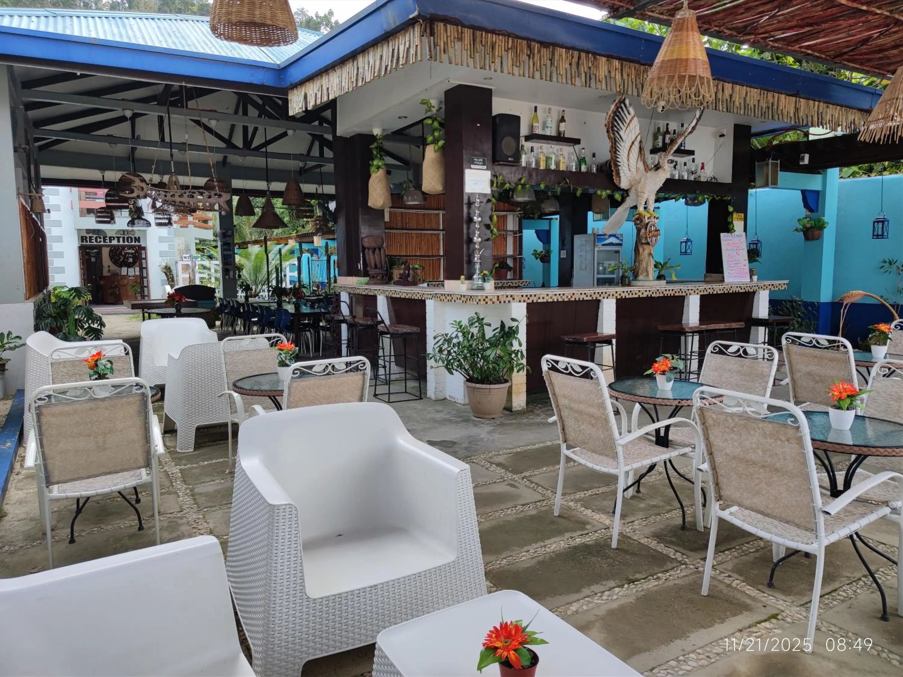 Restaurant/places to eat in Ferellee Beach Front Inn