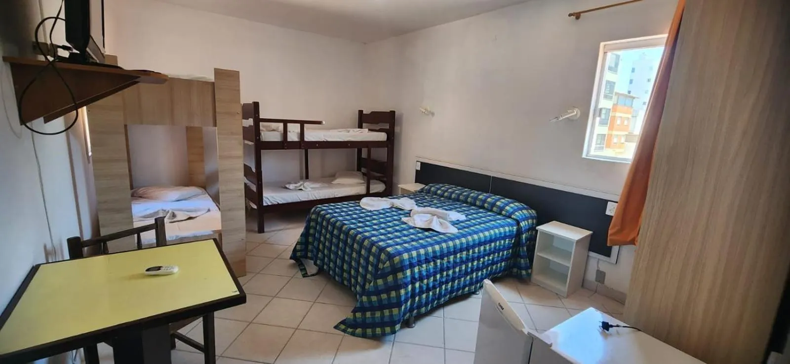 Shower, Bed in Hotel Kolman