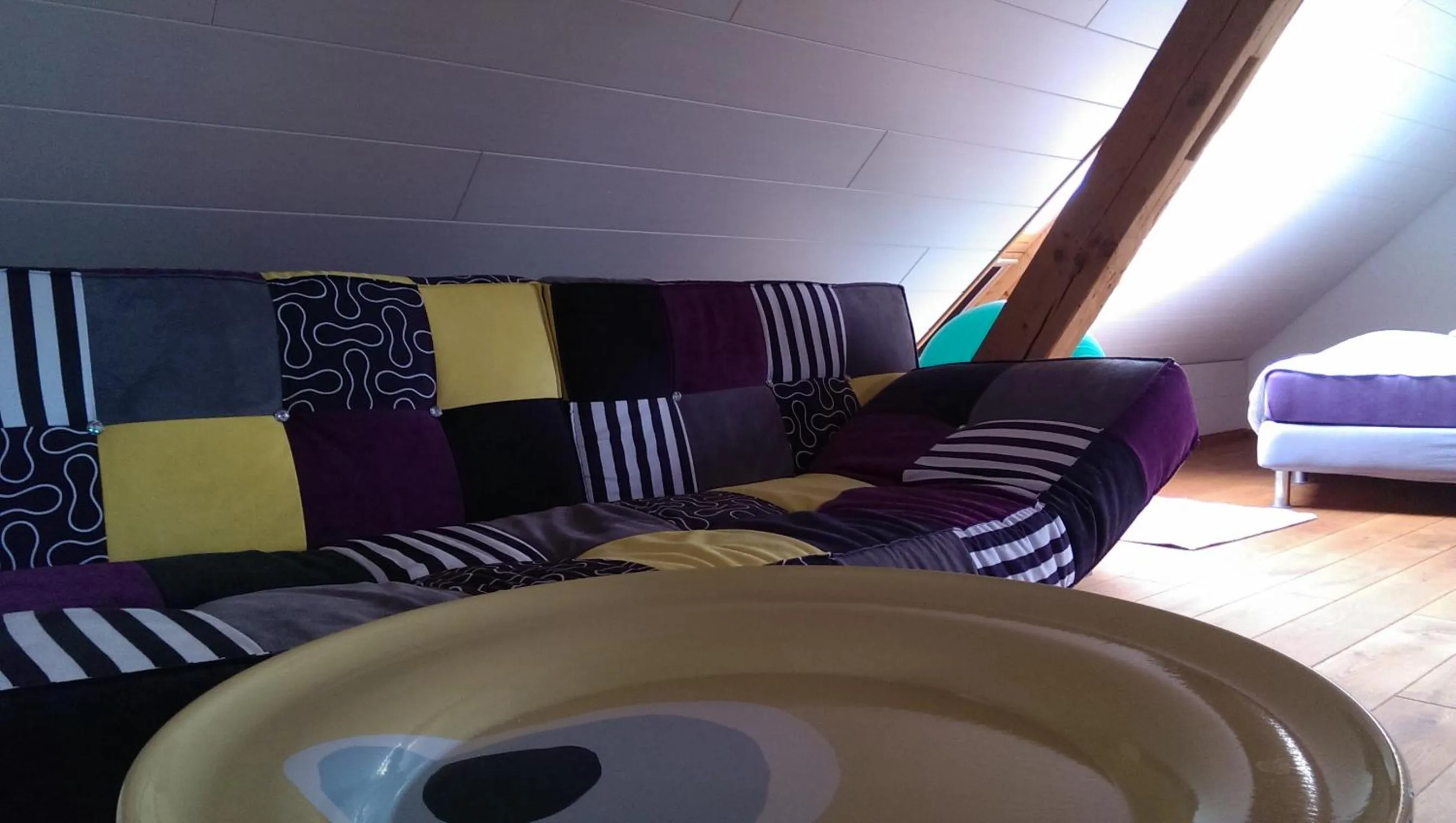 Seating area, Bed in Hotel Zapa