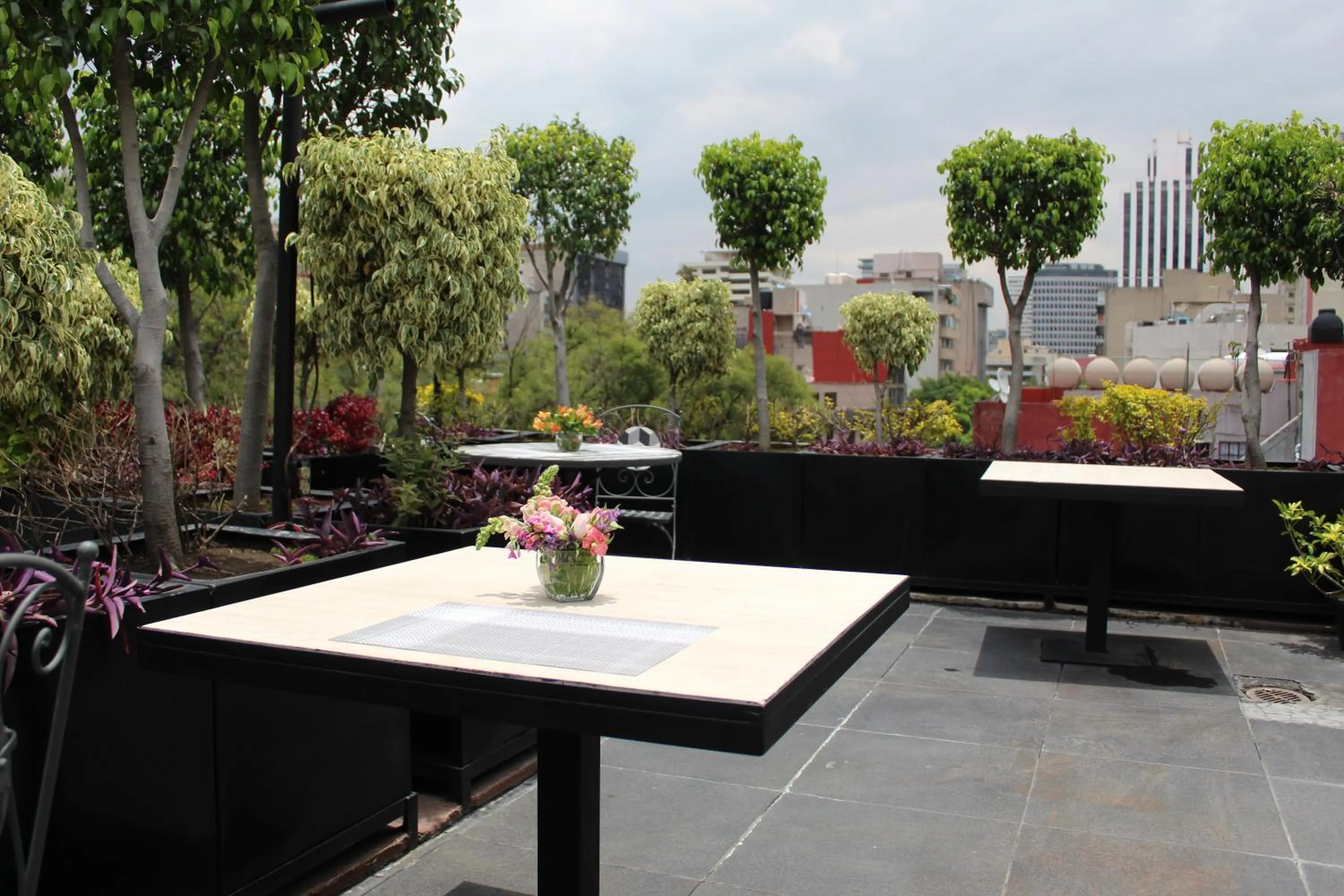 Day in Residence L´ Heritage Hipólito Taine by BlueBay