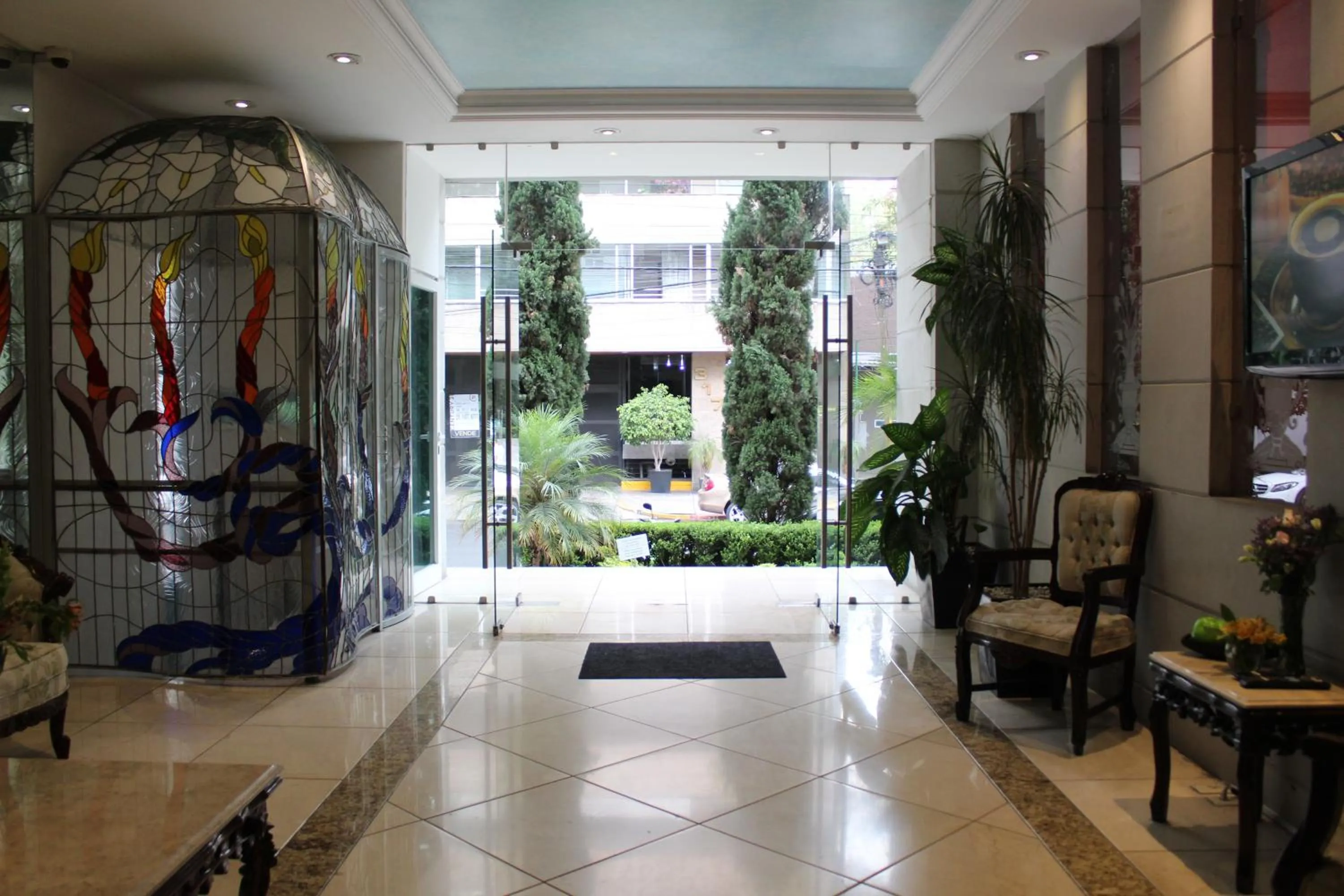 Lobby or reception in Residence L´ Heritage Hipólito Taine by BlueBay