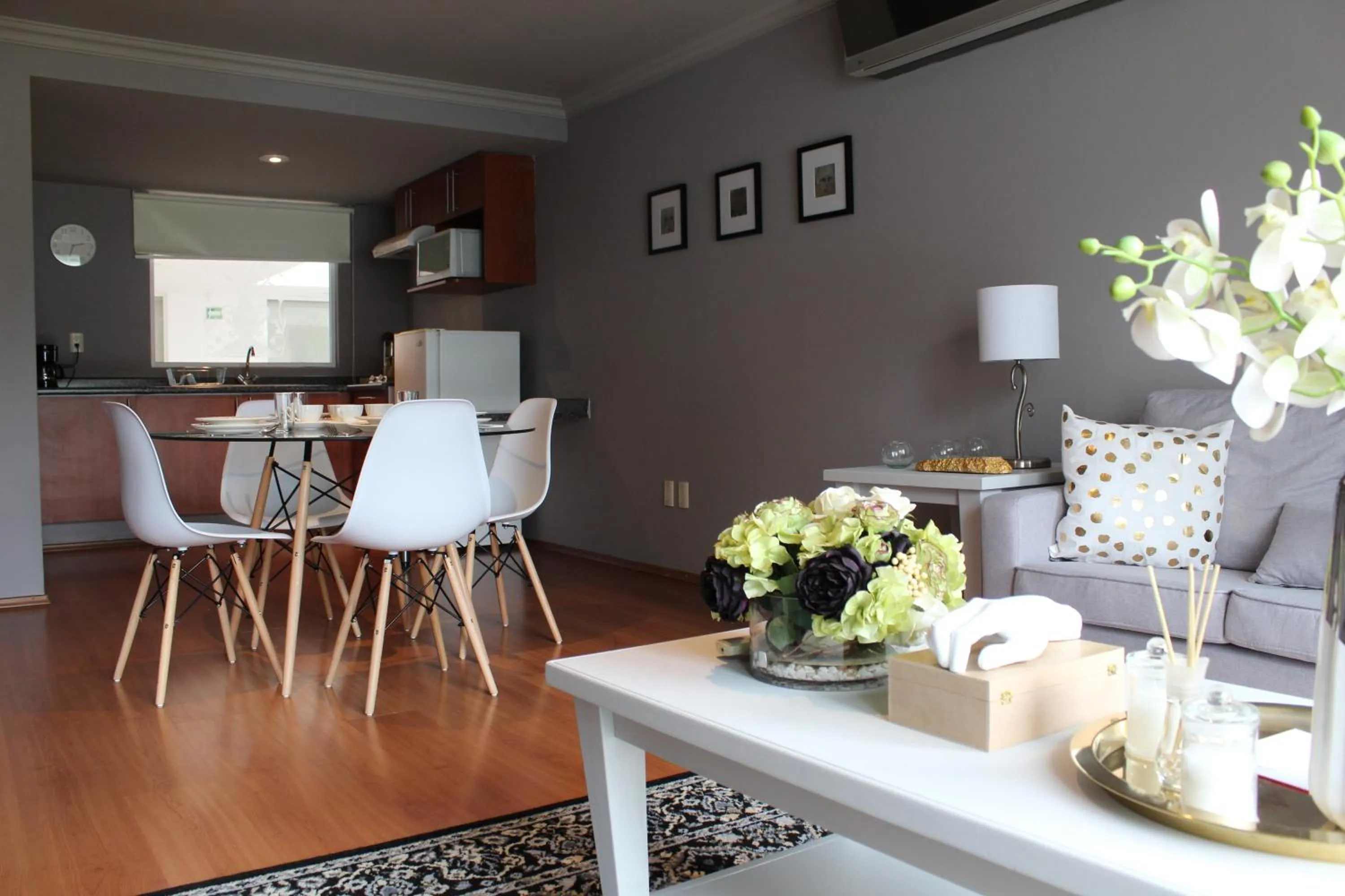 Living room in Residence L´ Heritage Hipólito Taine by BlueBay