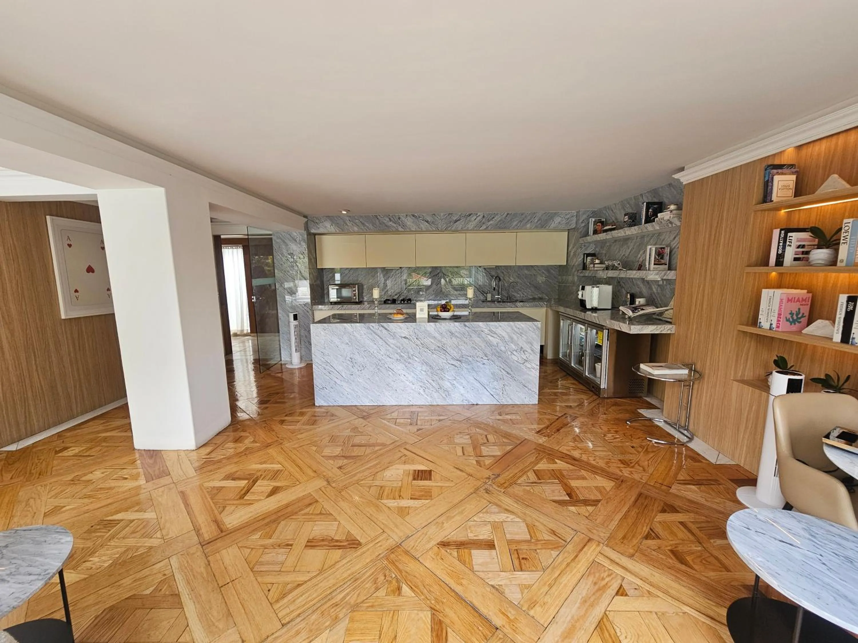 Restaurant/places to eat in Residence L Heritage Tennyson