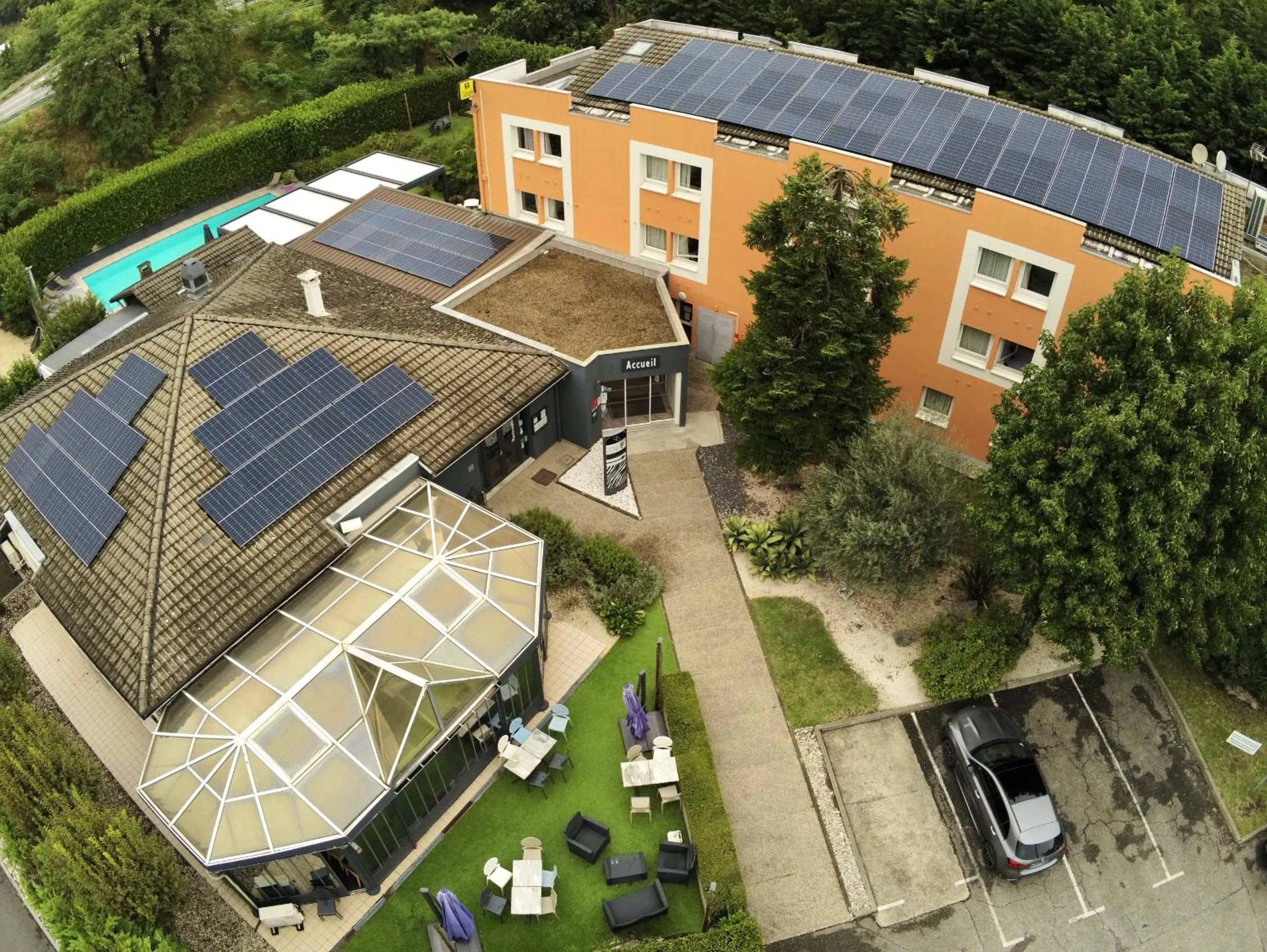 Property building in Logis Le Relais de Sassenage