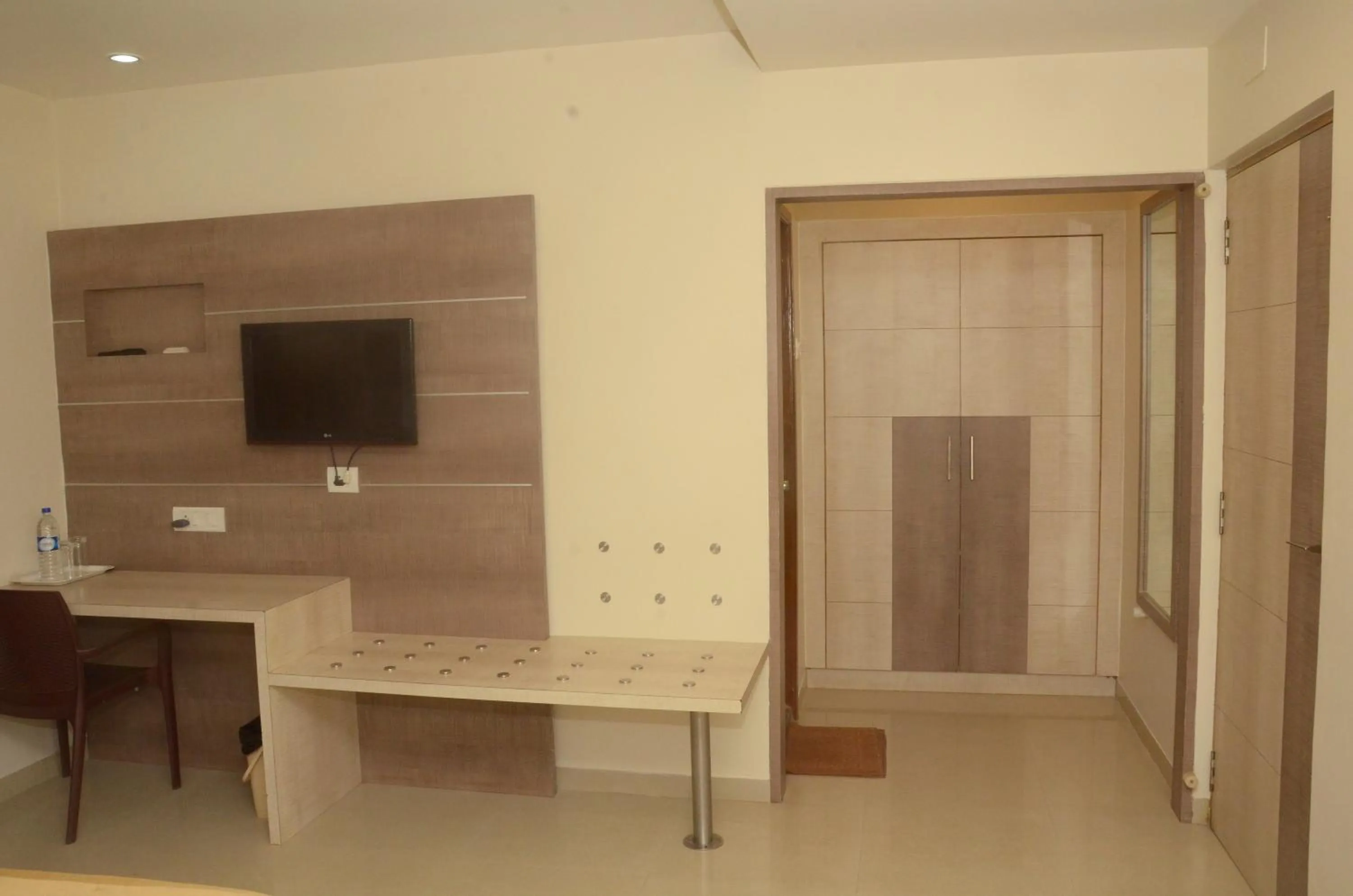 Other in Hotel kanakabhishegam First Hotel From The Thirukadaiyur Temple