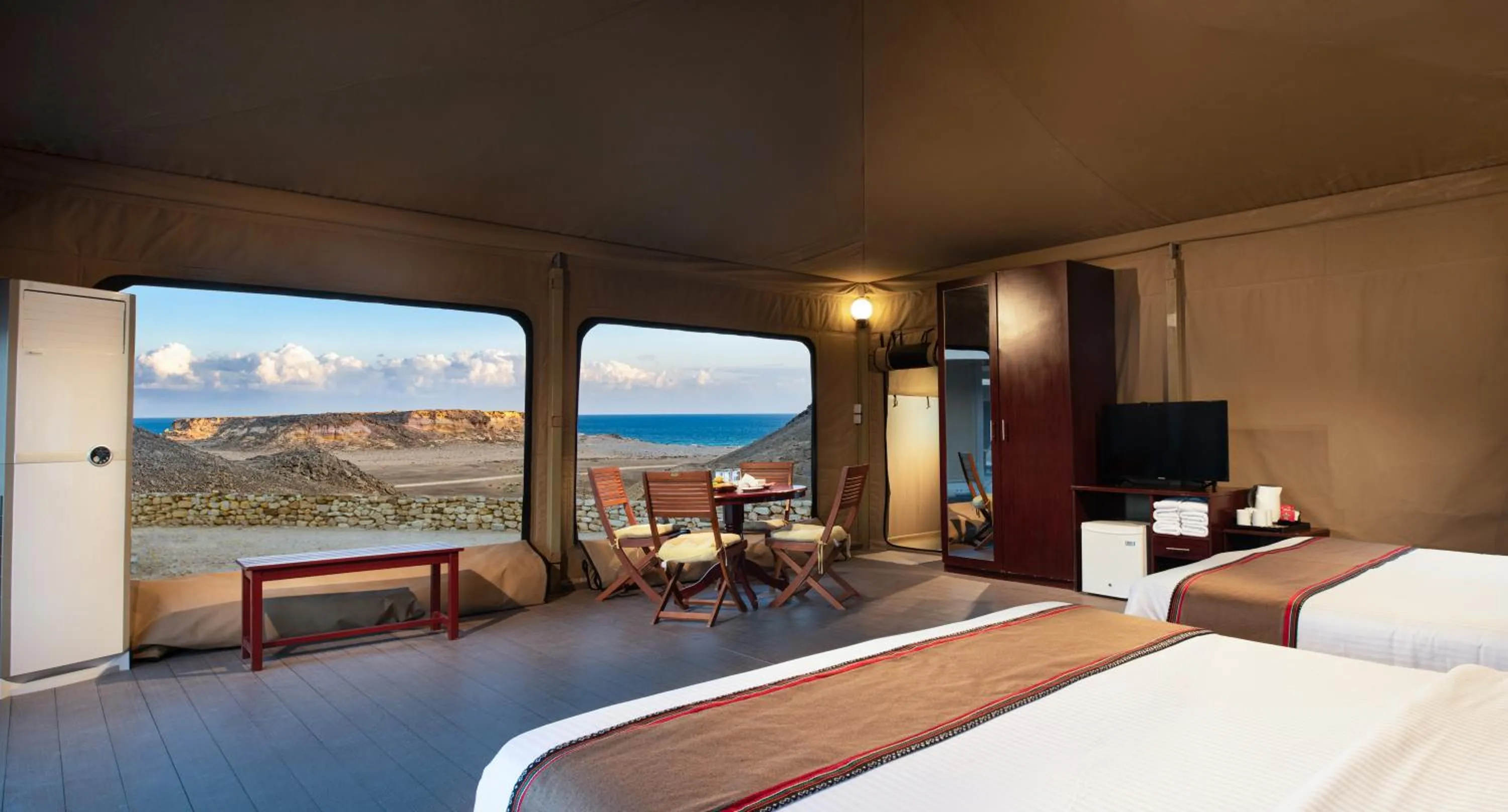 Property building, Bed in Ras Al Jinz Turtle Reserve