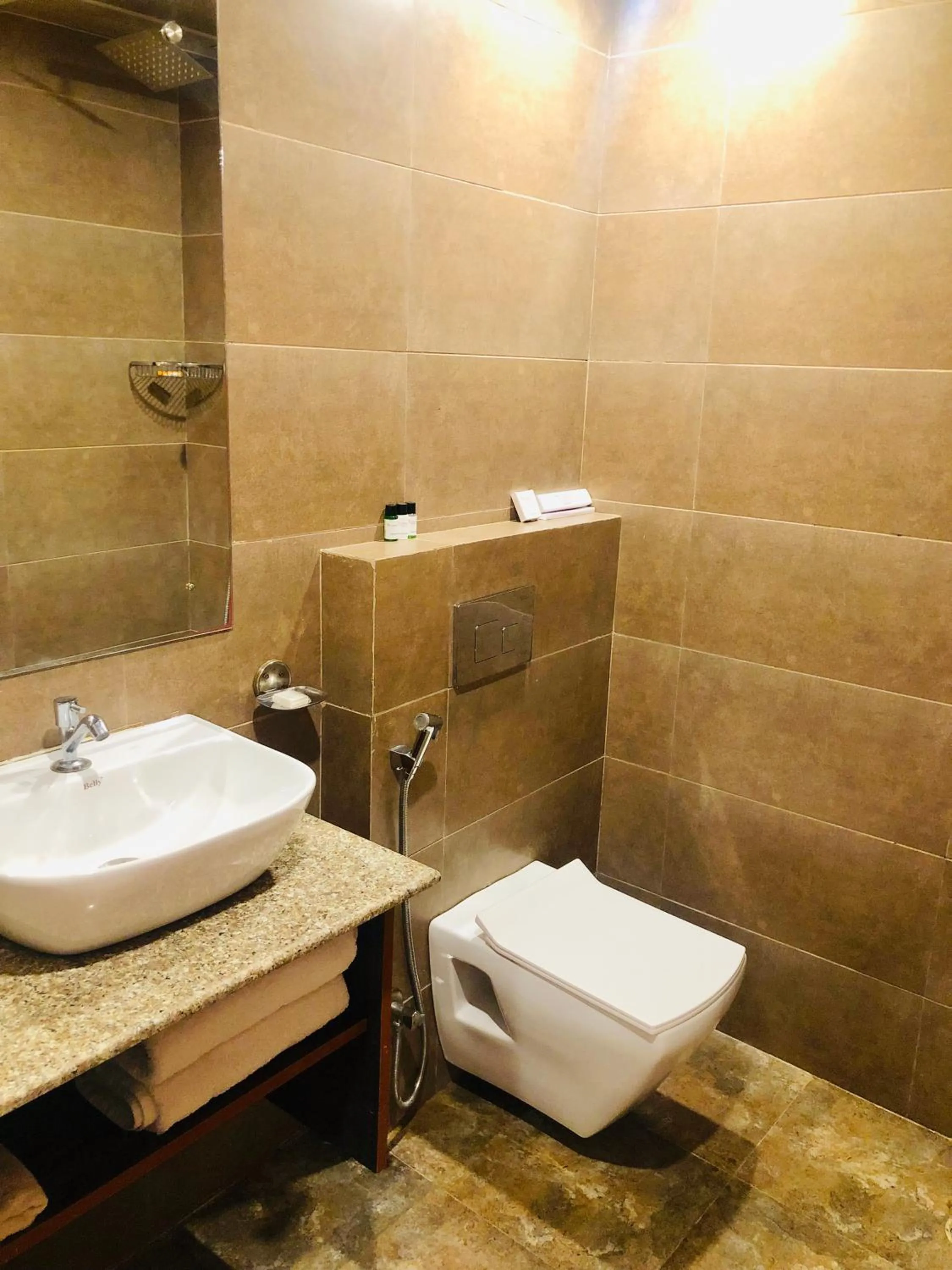 Bathroom in Red Crown Hotel