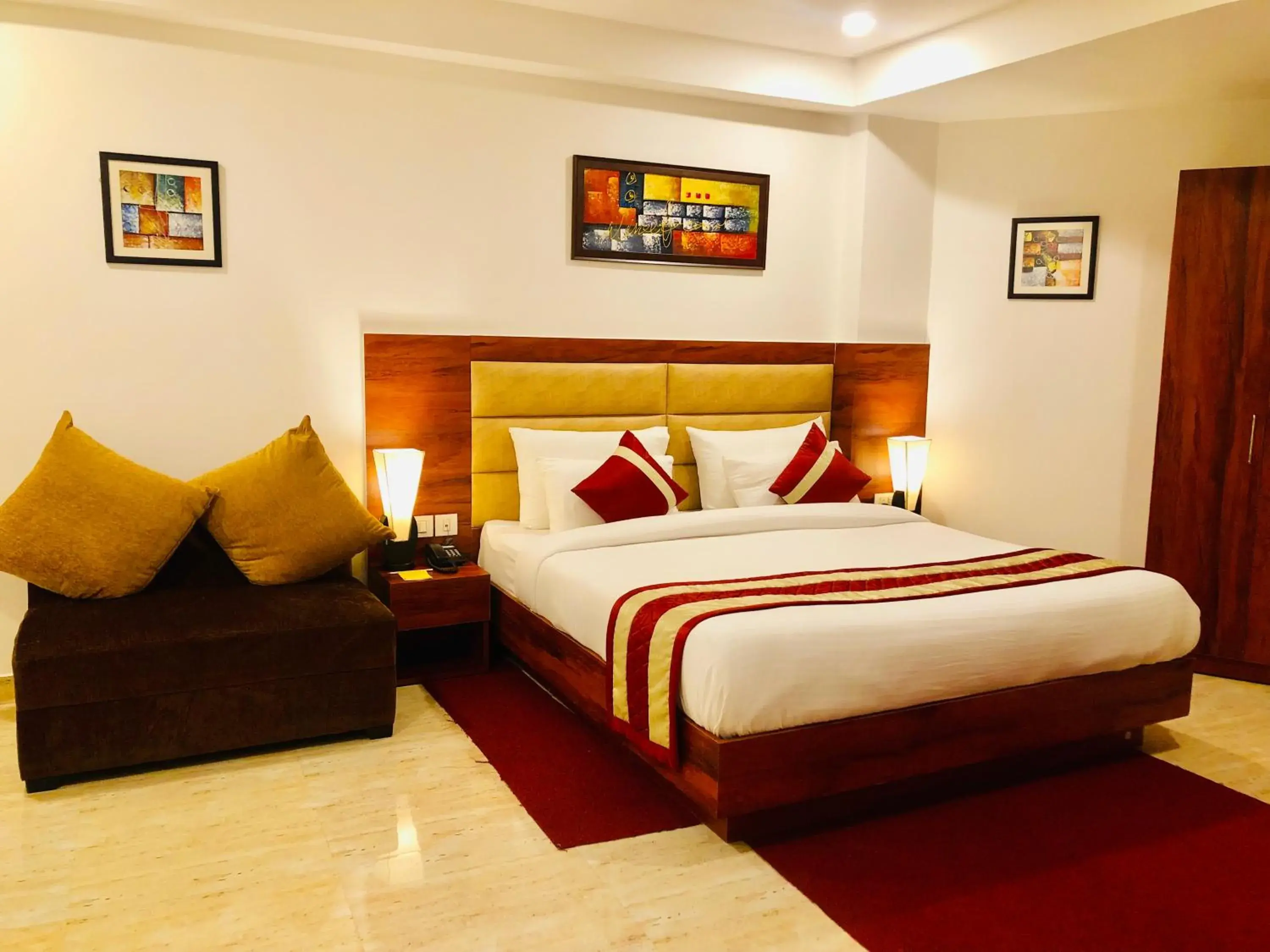 Red Crown Hotel Red Crown Hotel