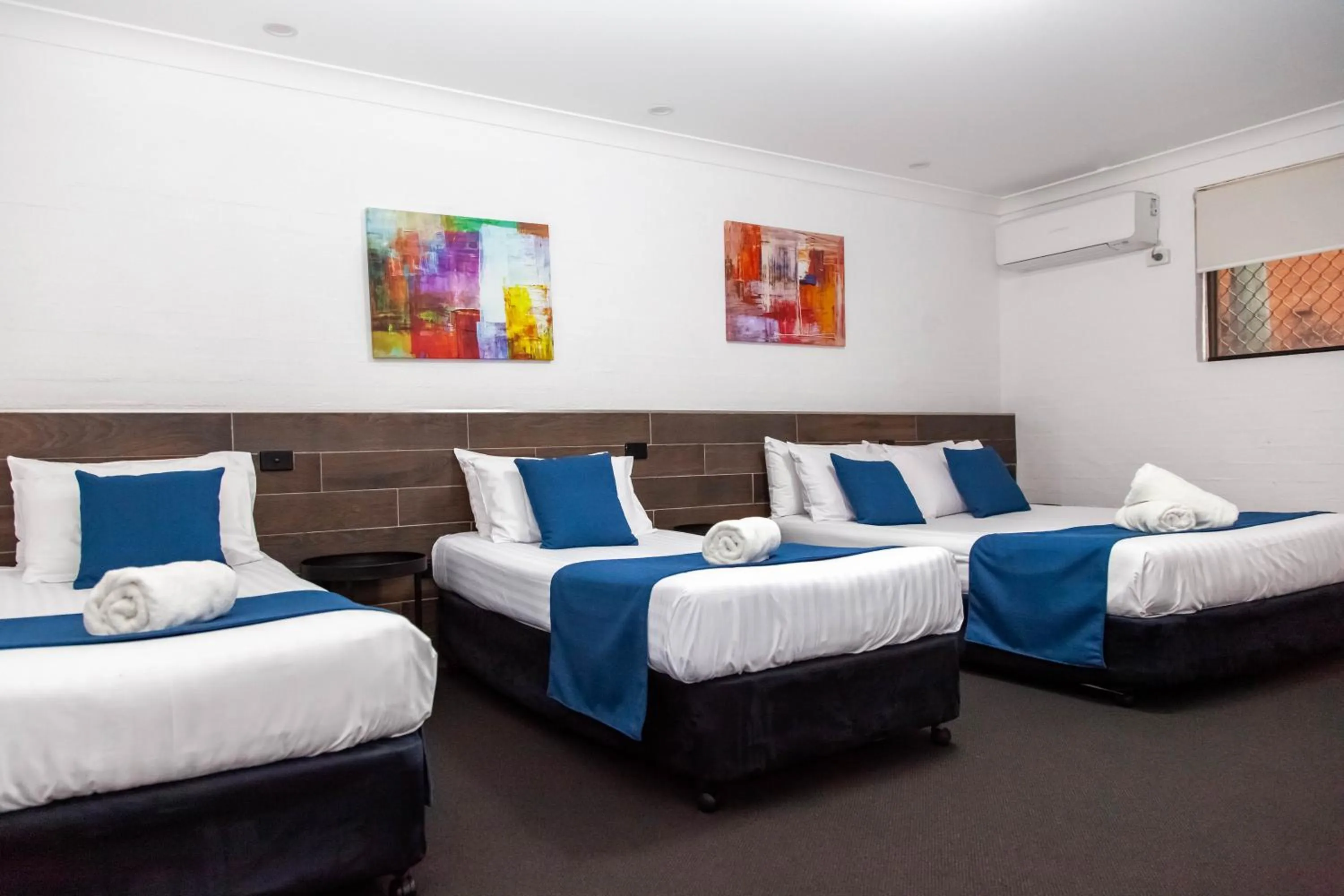 Bed in Matilda Motor Inn