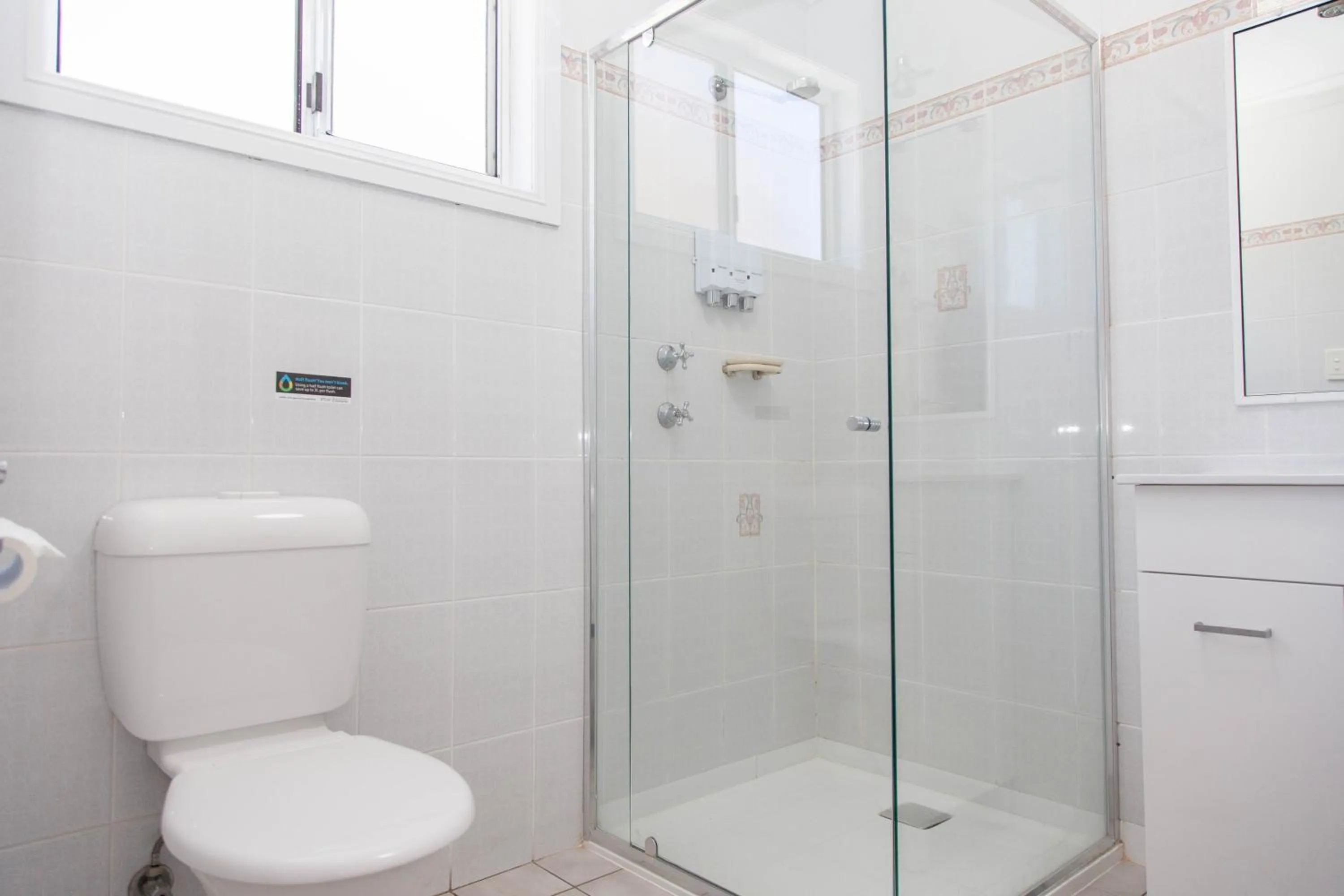 Bathroom in Matilda Motor Inn