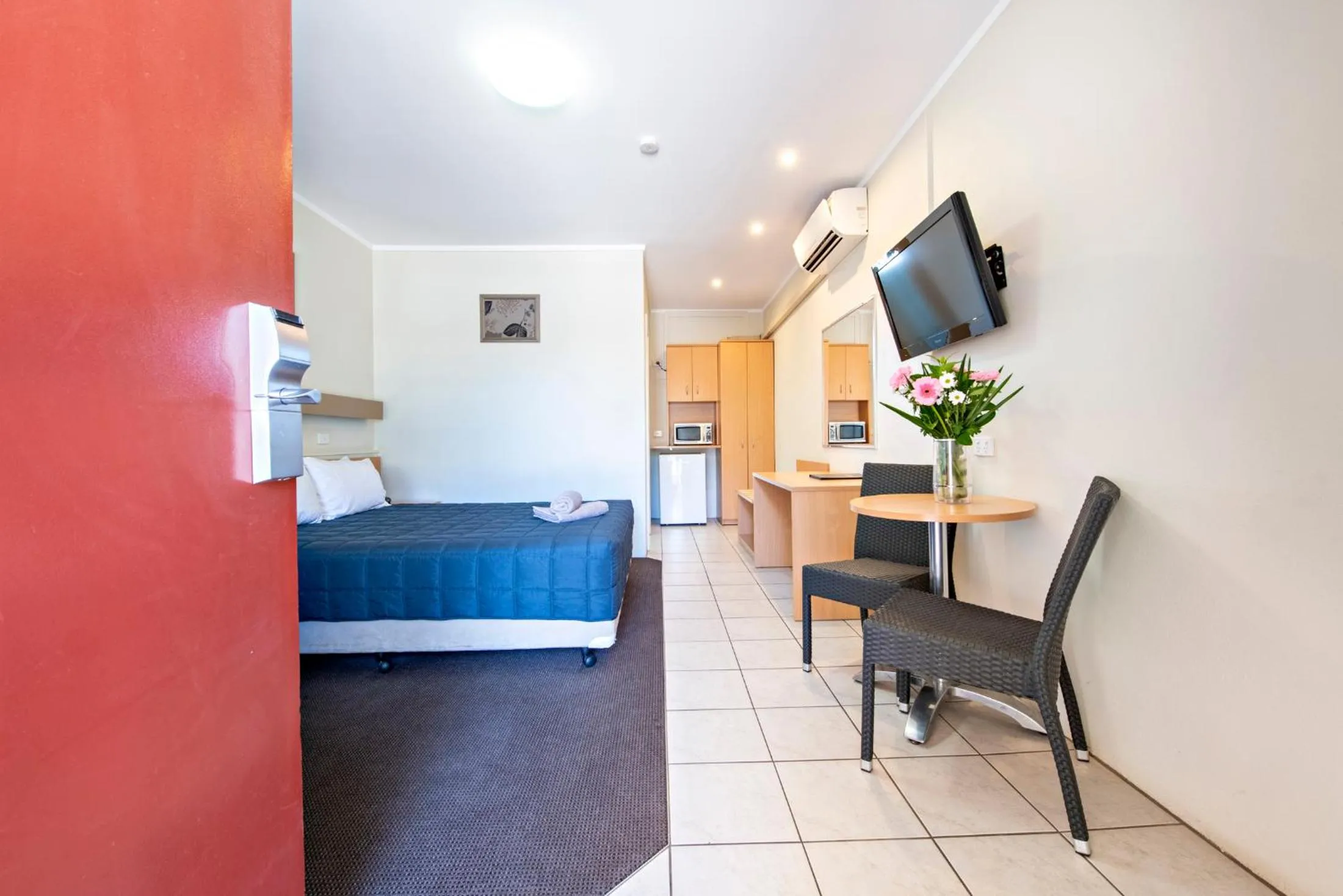 Bed in Matilda Motor Inn