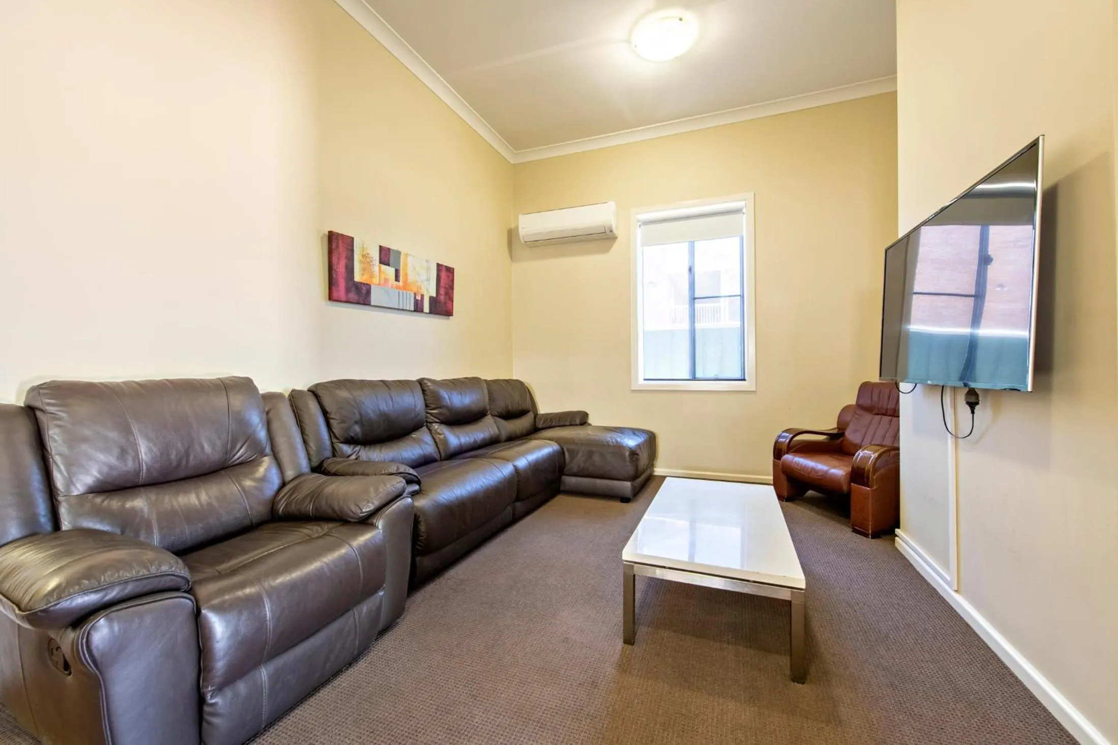 Living room in Matilda Motor Inn