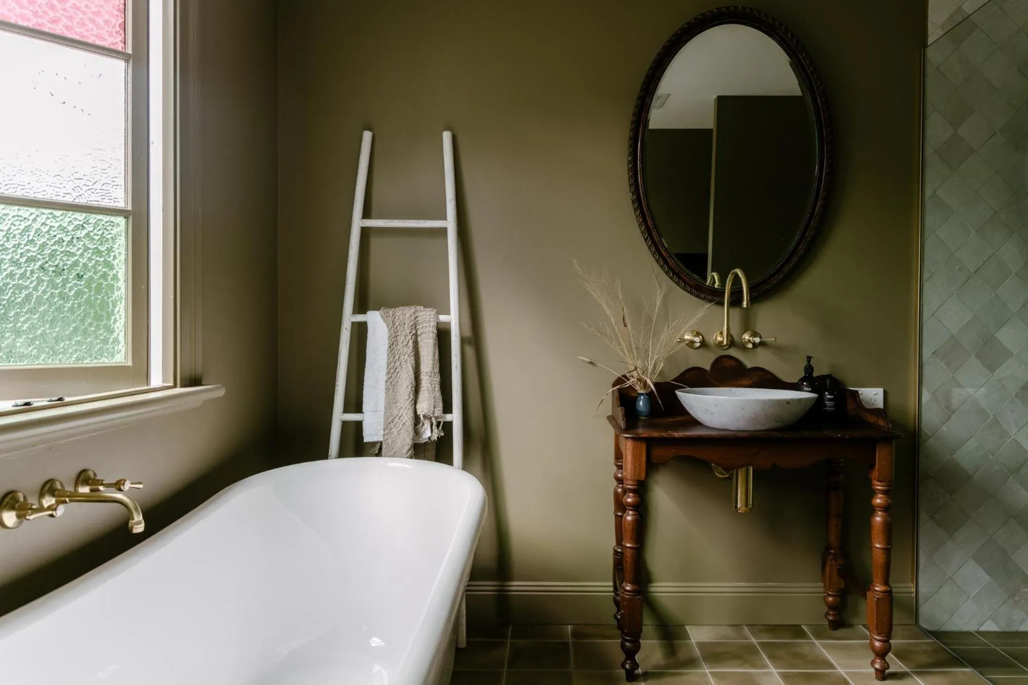 Bathroom in Maleny Lodge