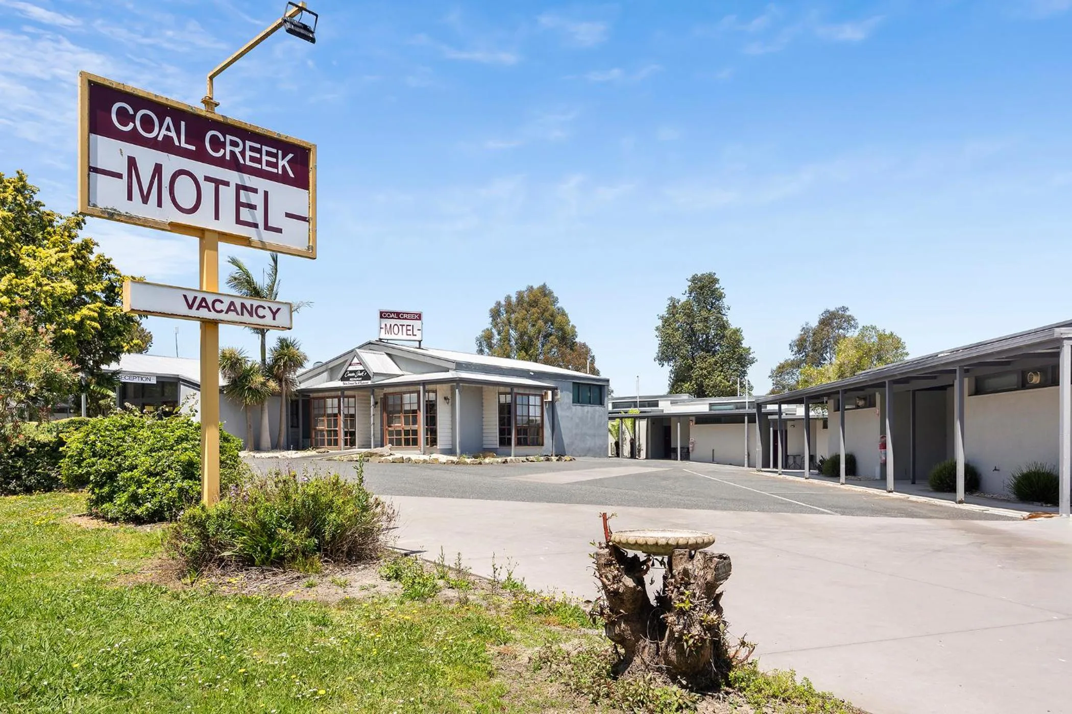 Property building in Coal Creek Motel