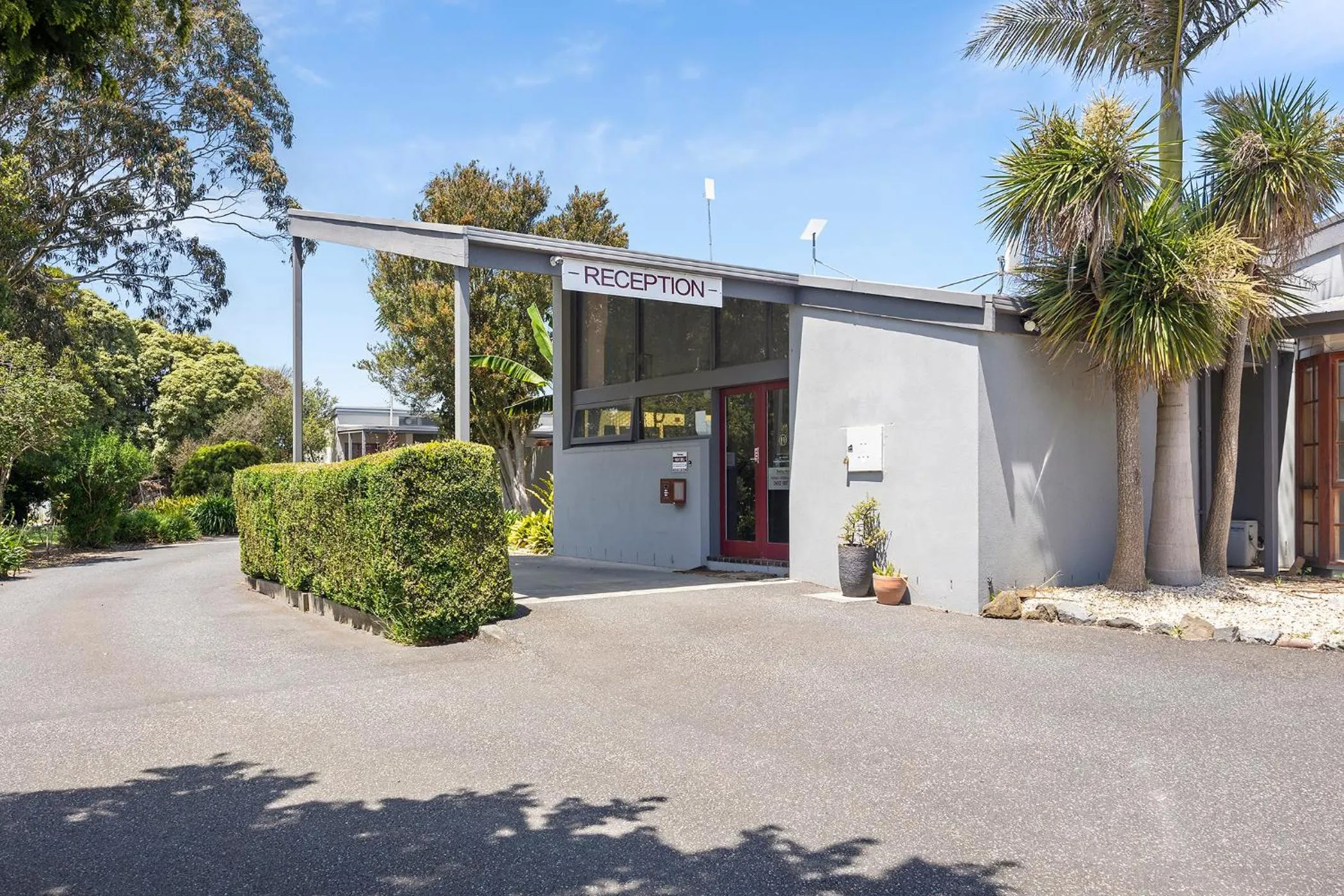 Property building in Coal Creek Motel