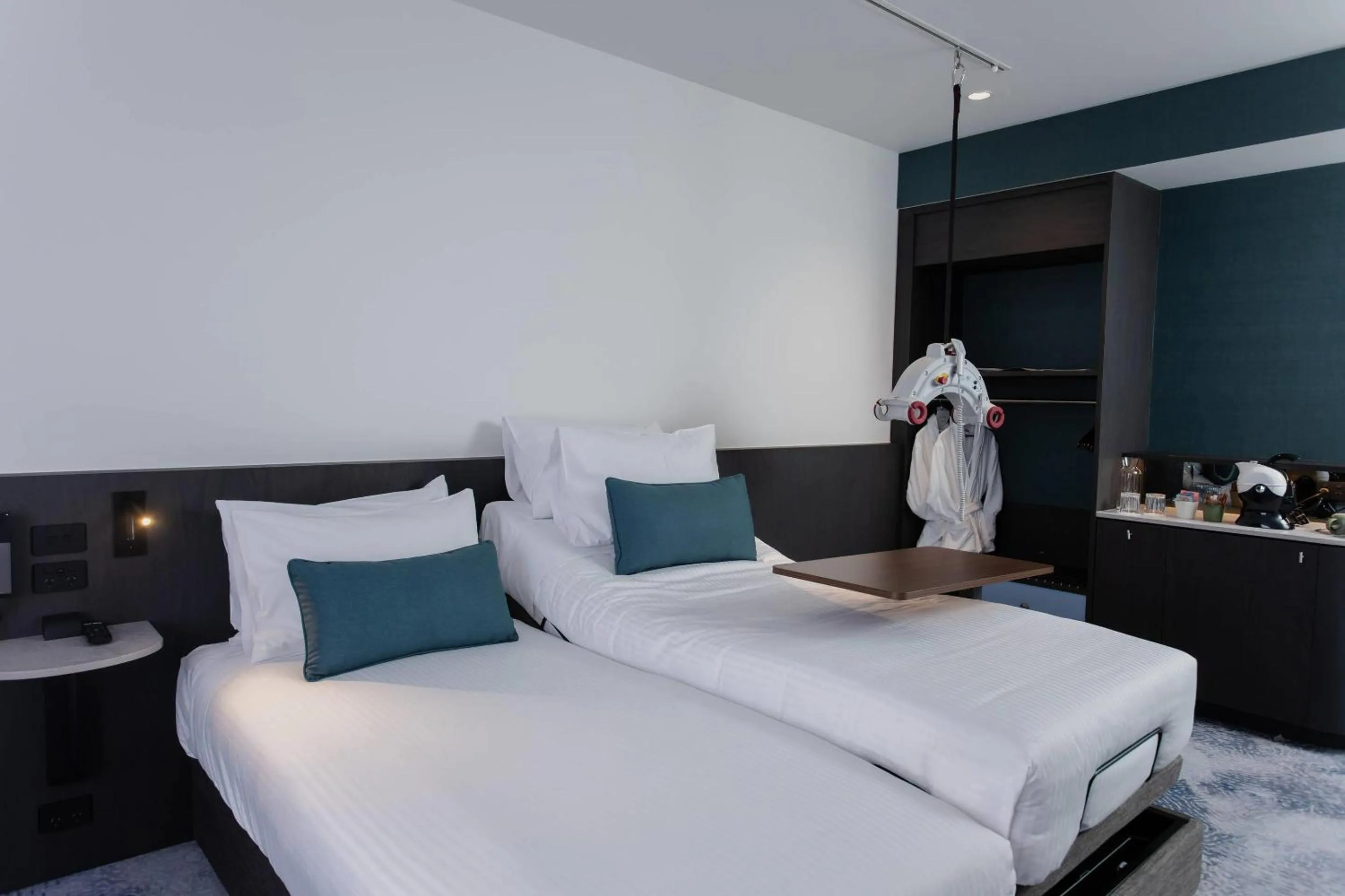Bedroom, Bed in Bayside Geelong Hotel & Apartments, an Ascend Collection Hotel