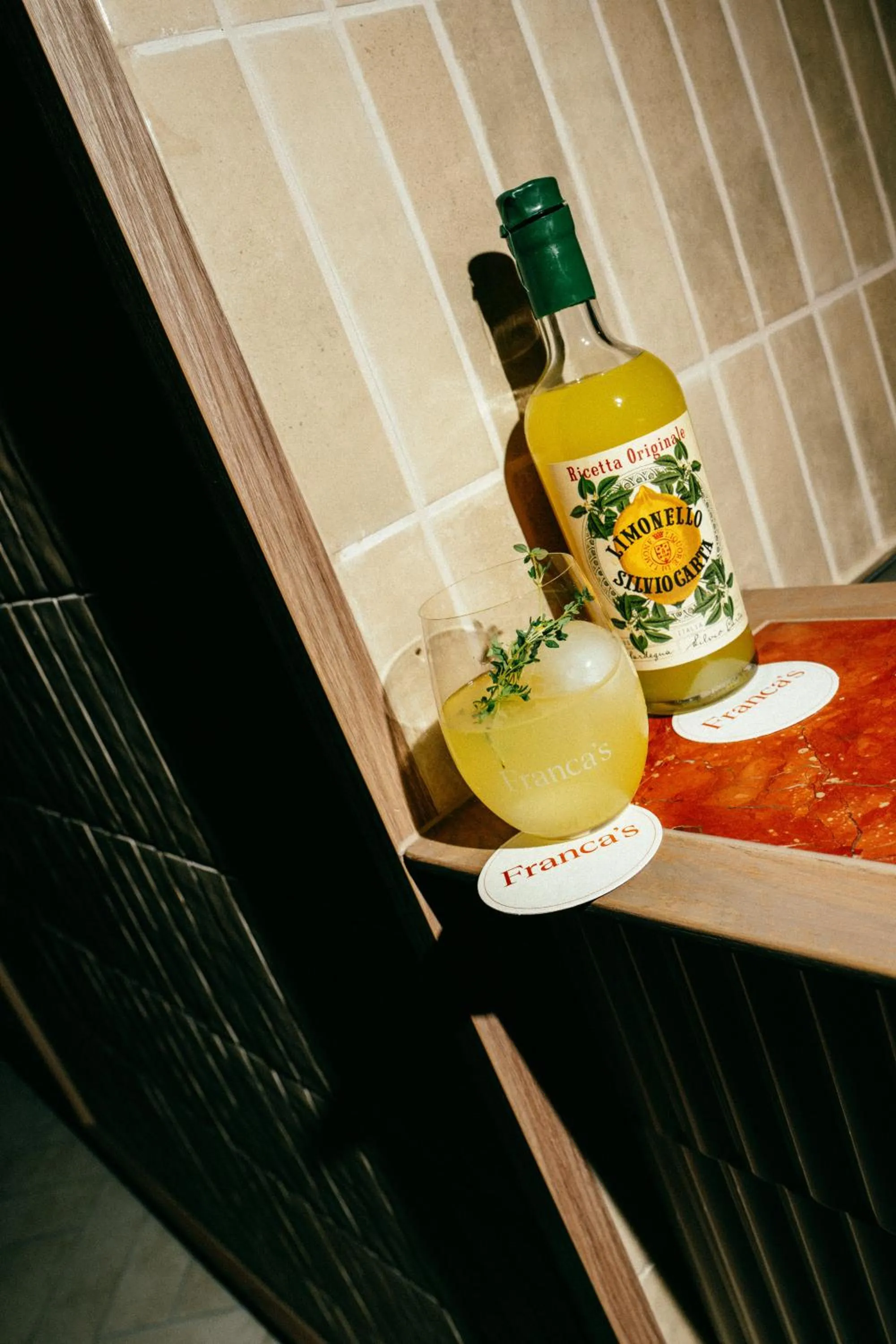 Lounge or bar in Bayside Geelong Hotel & Apartments, an Ascend Collection Hotel