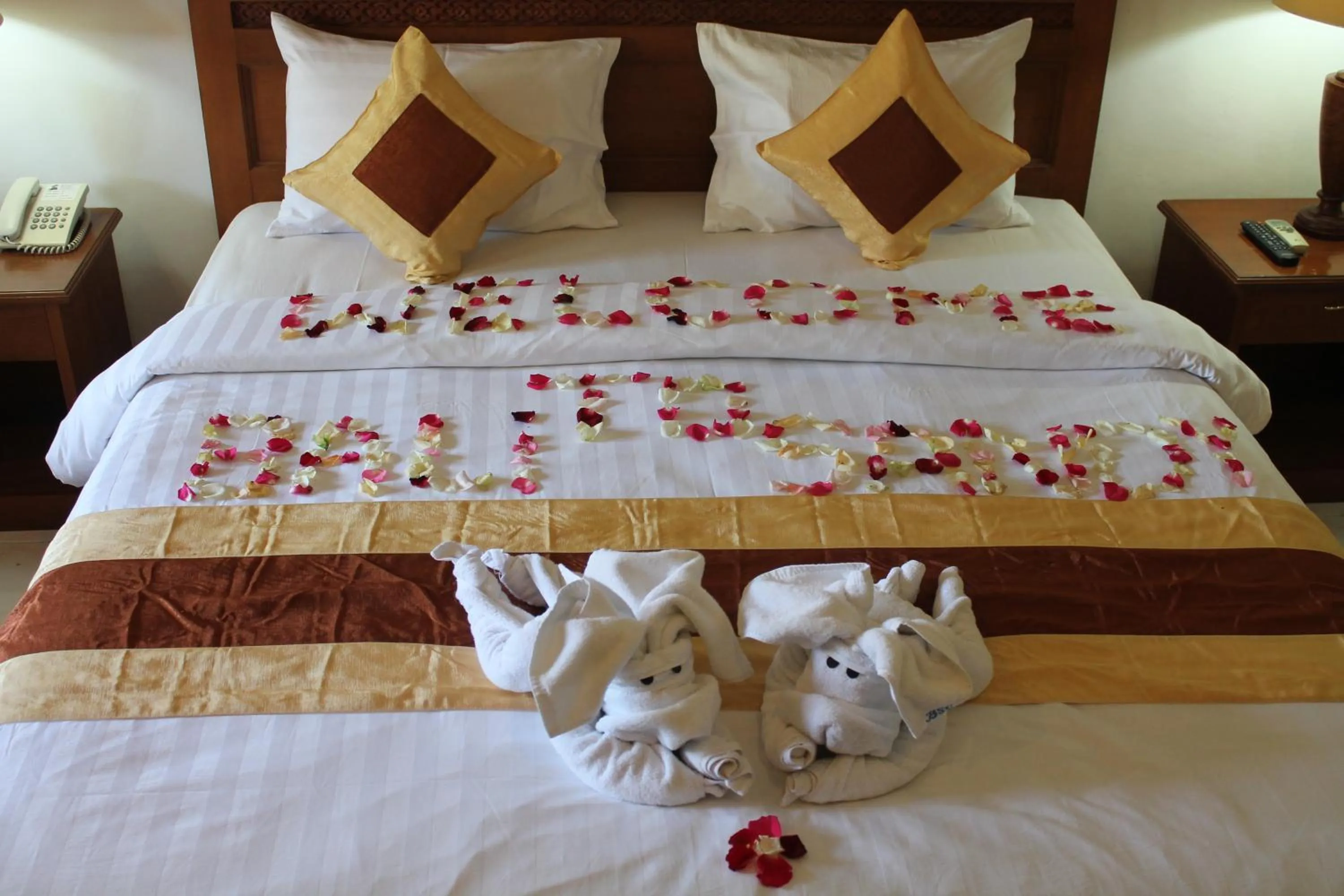 Bedroom, Bed in Bali Sandy Resort