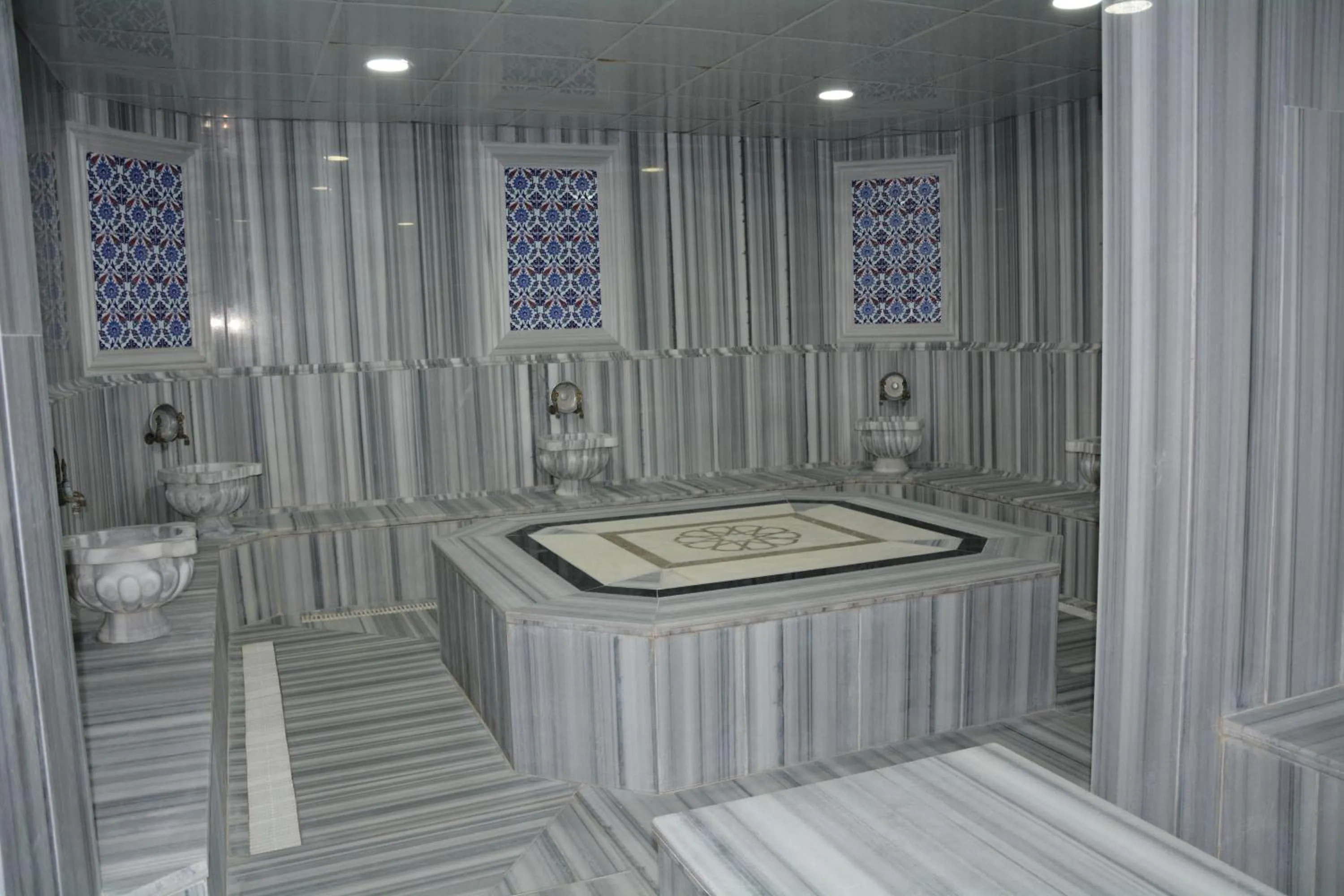 Property building in GARDEN KALE THERMAL HOTEL